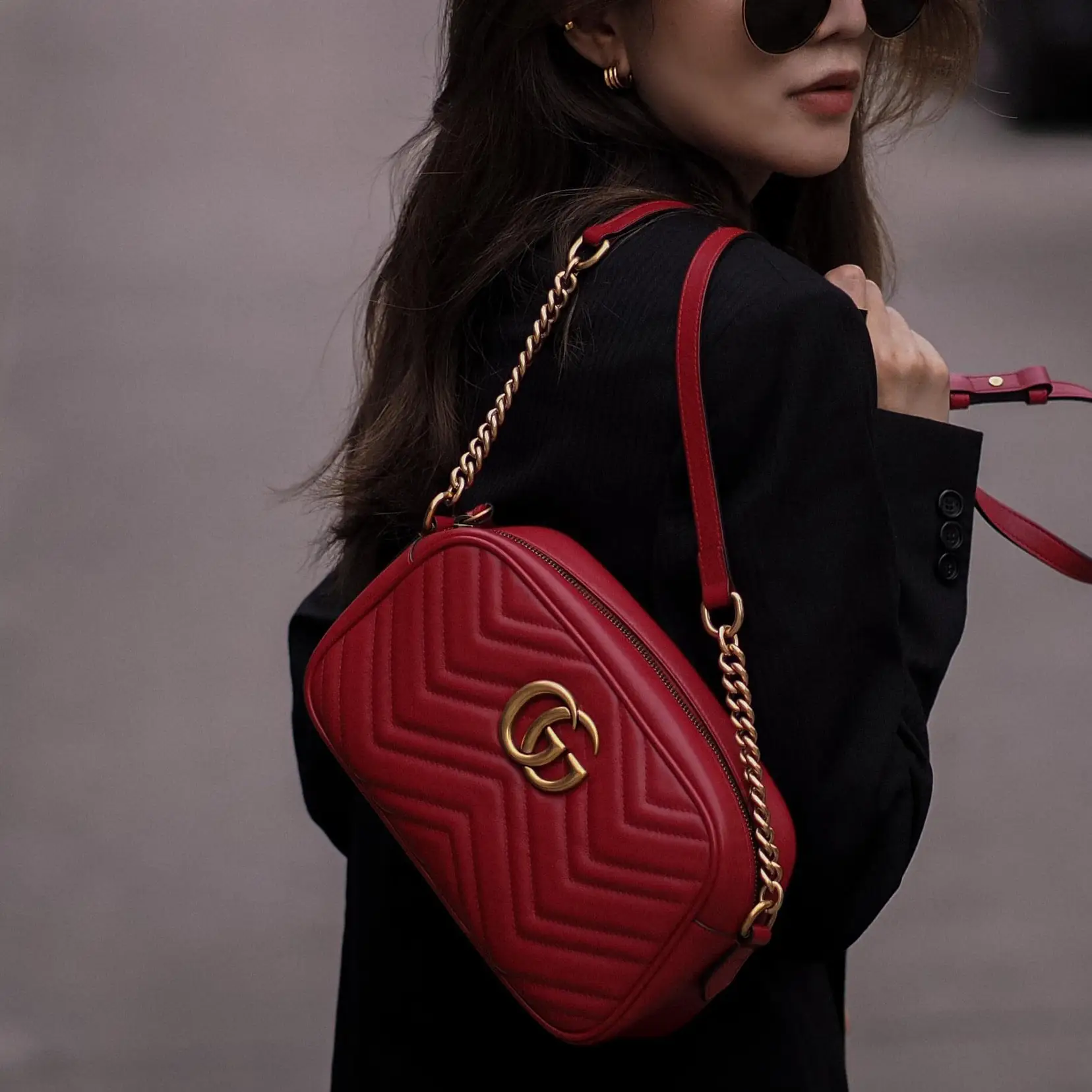 Gucci marmont camera discount bag small review