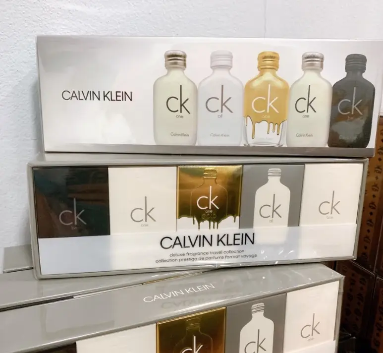 Calvin klein deluxe online travel collection