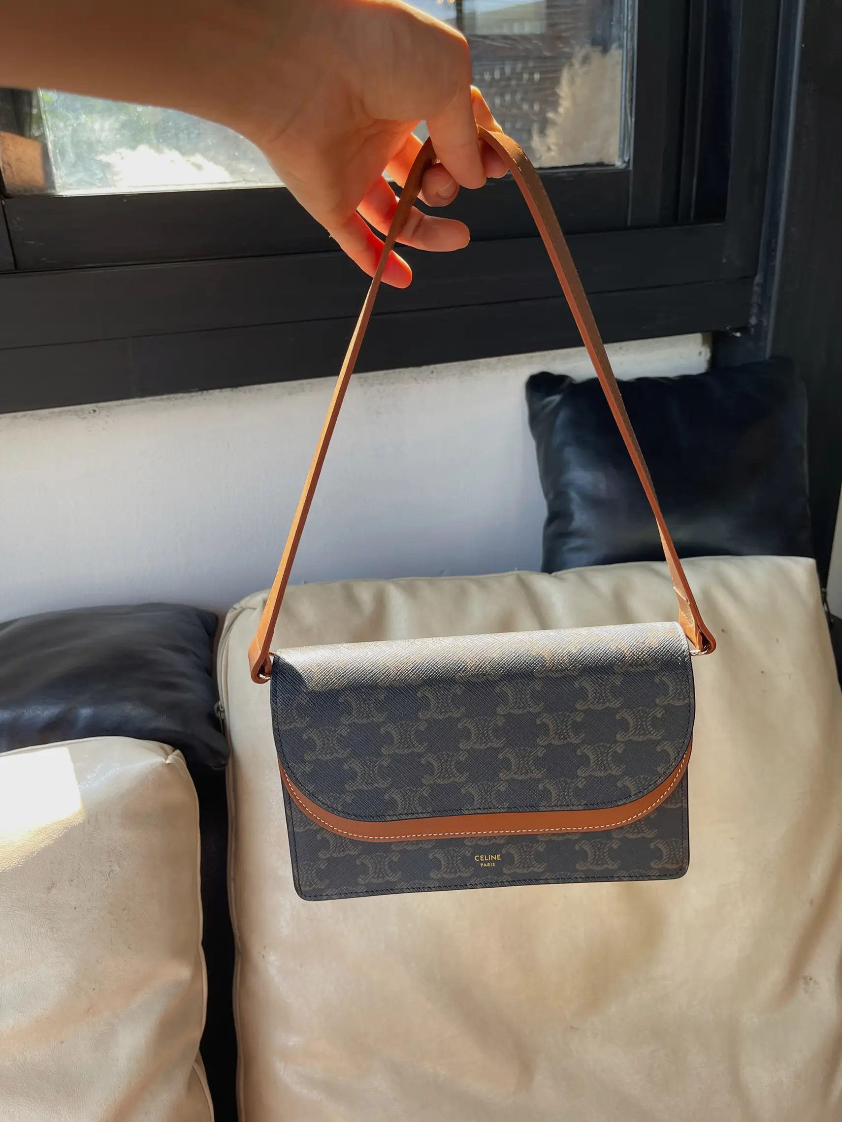 Review💫Celine wallet on strap, Gallery posted by ˚ ༘ ♡LP⋆｡˚