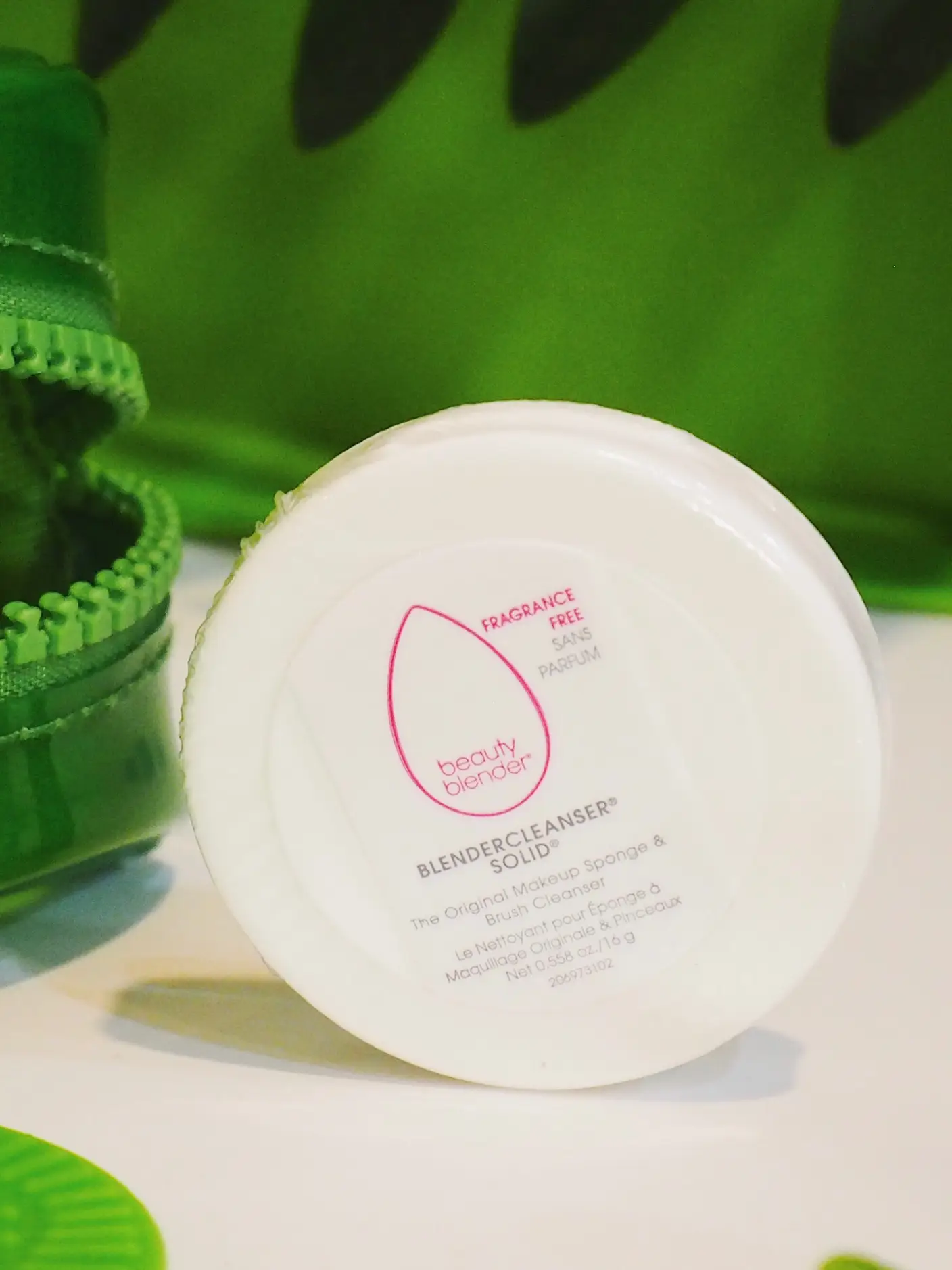 💚🌿 Beautyblender World Conservation Egg Sponge, Gallery posted by  aimmelicious