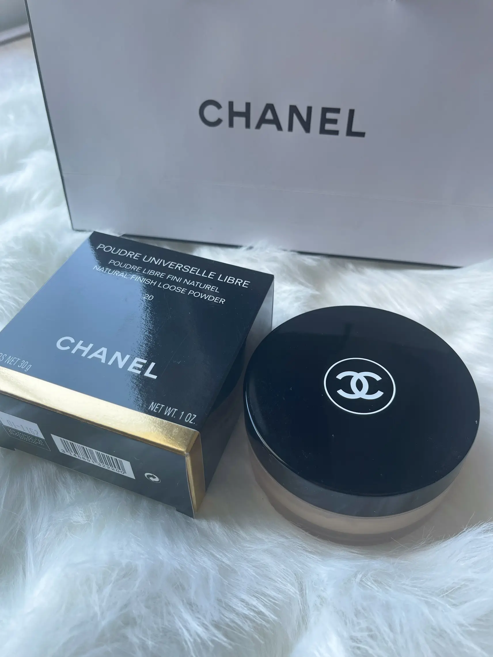 30 g. Chanel Poudre Universelle Libre Natural Finish Loose Powder (Shade 20)