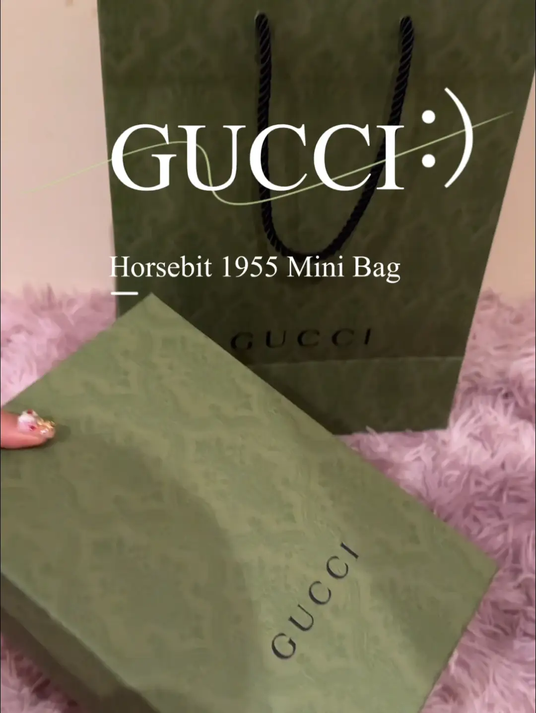 UNBOX my new GUCCI HORSEBIT 1955 mini bag💚 วิดีโอที่เผยแพร่โดย