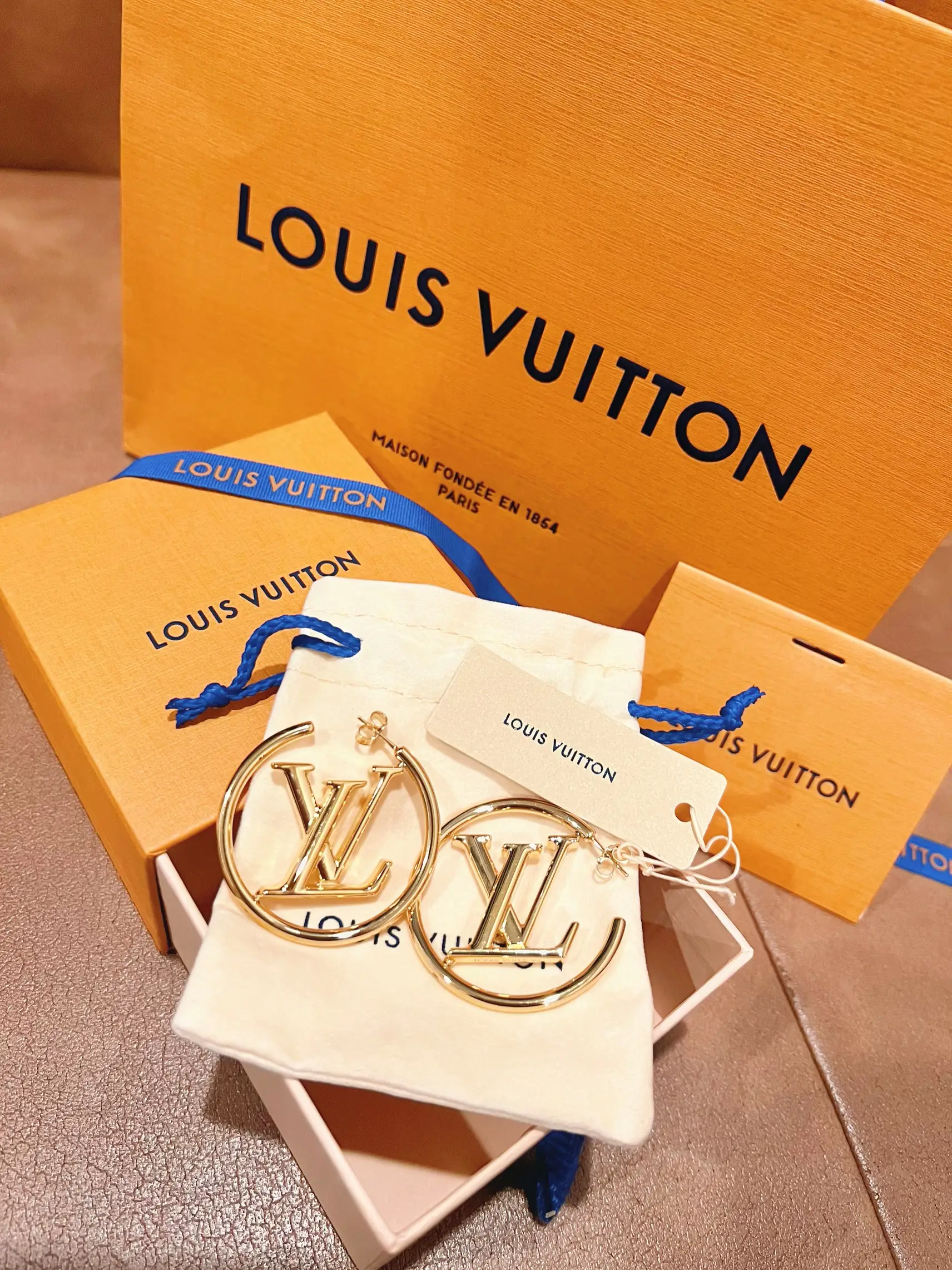 Earrings Louis Vuitton LV Empreinte Hoop Earring