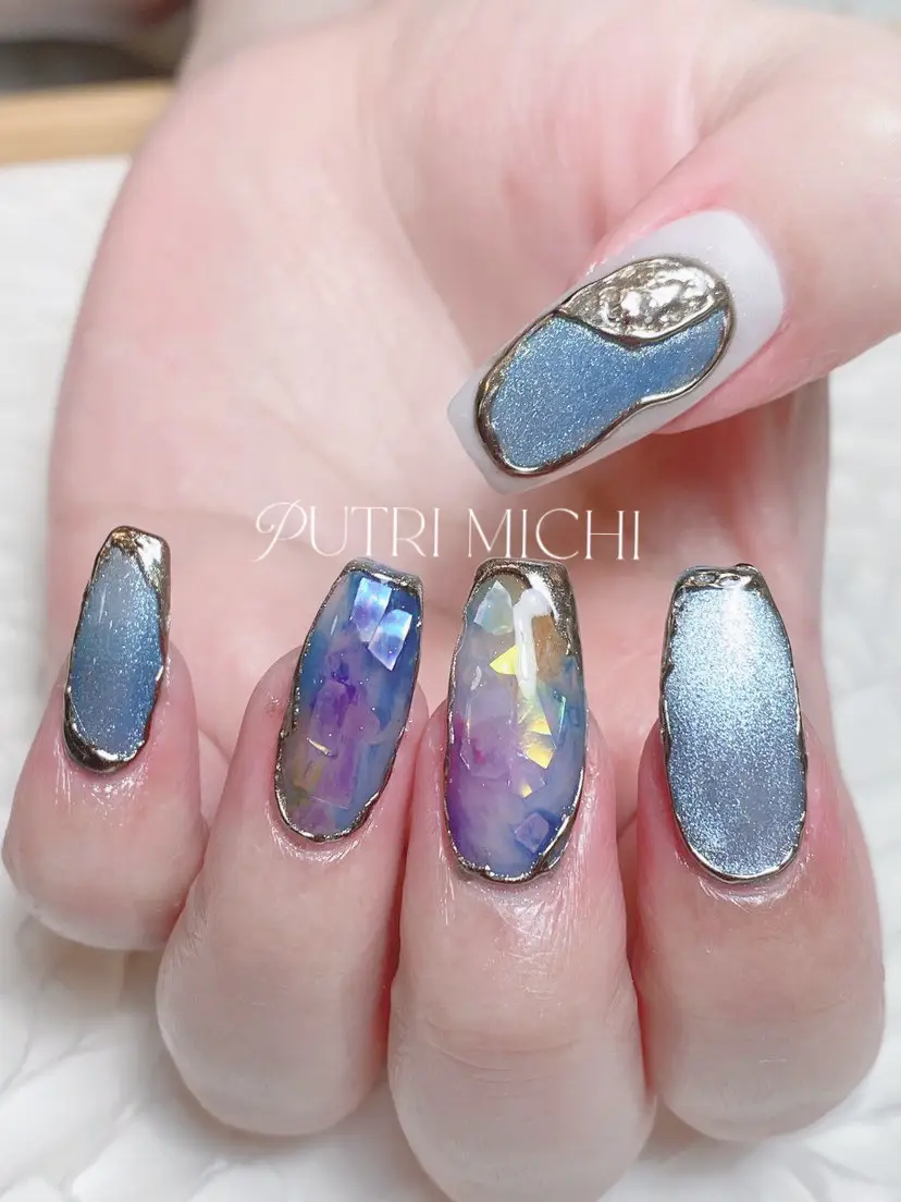 GEL EXTENSION + NAIL ART PREMIUM CAT EYE SHELL | Putri Michiが投稿