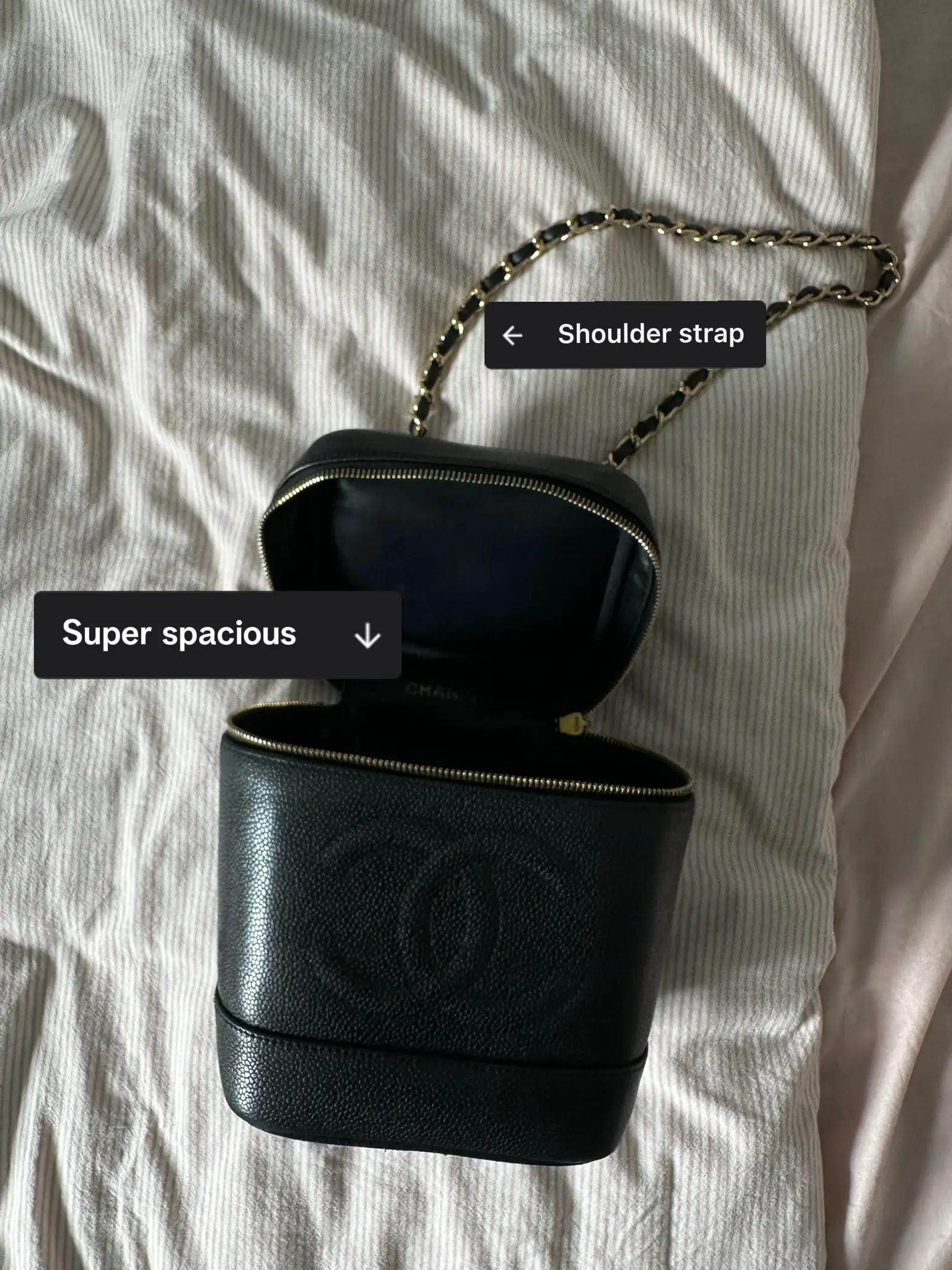 Bag Review] Chanel Vanity, Gallery posted by Helesya Hilda