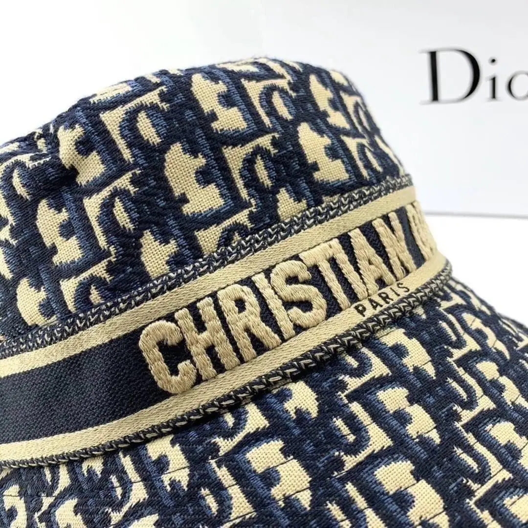 VA Embroidered Monogram Denim bucket hat - Light Denim