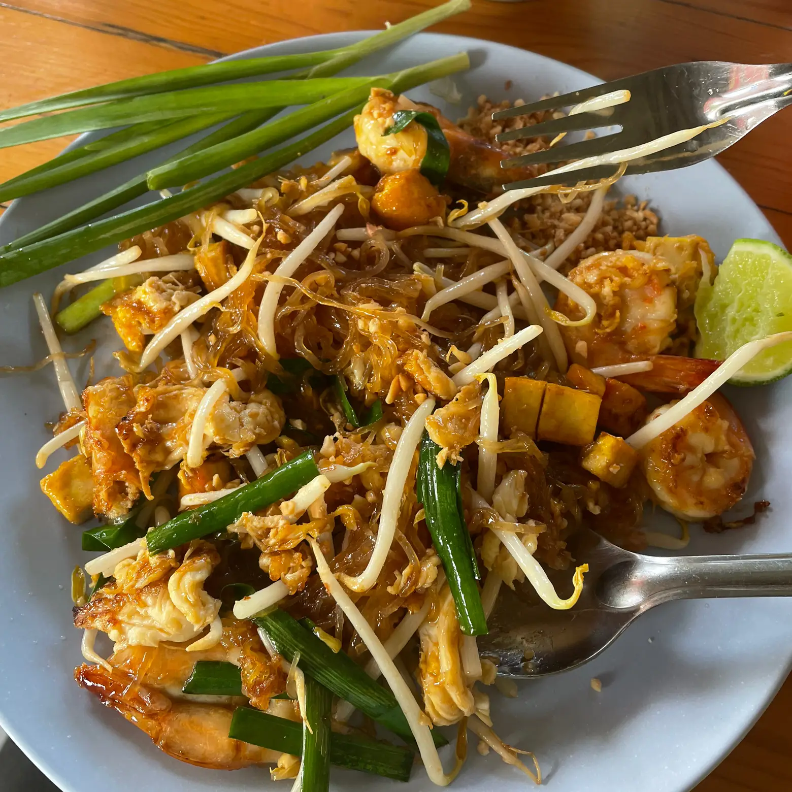 ผัดไทกุ้งสด 🦐 | แกลเลอรีที่โพสต์โดย ㅡ비우티ㅡ | Lemon8