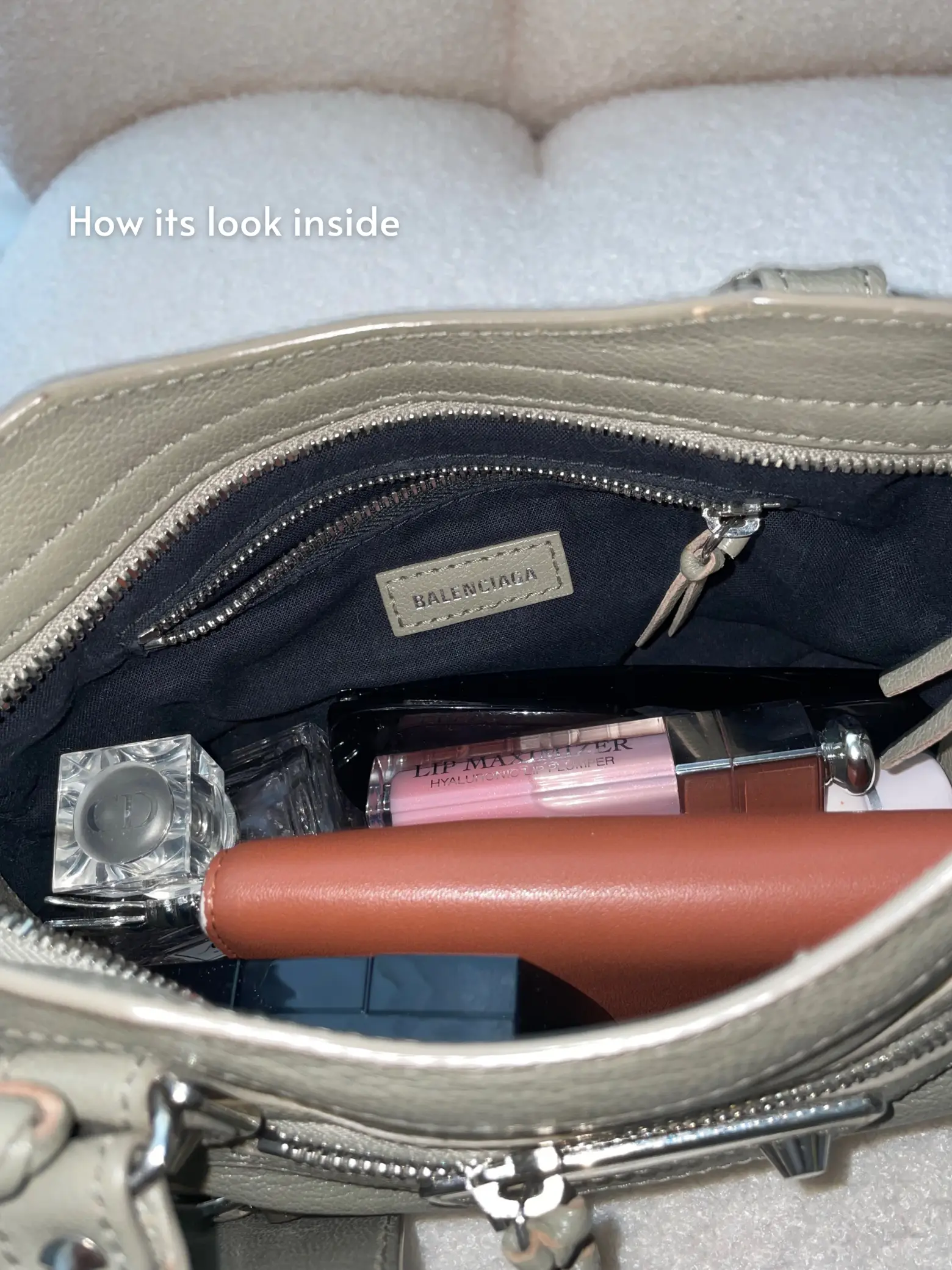 The Curious Case of Balenciaga City Bag: A Complete Review 