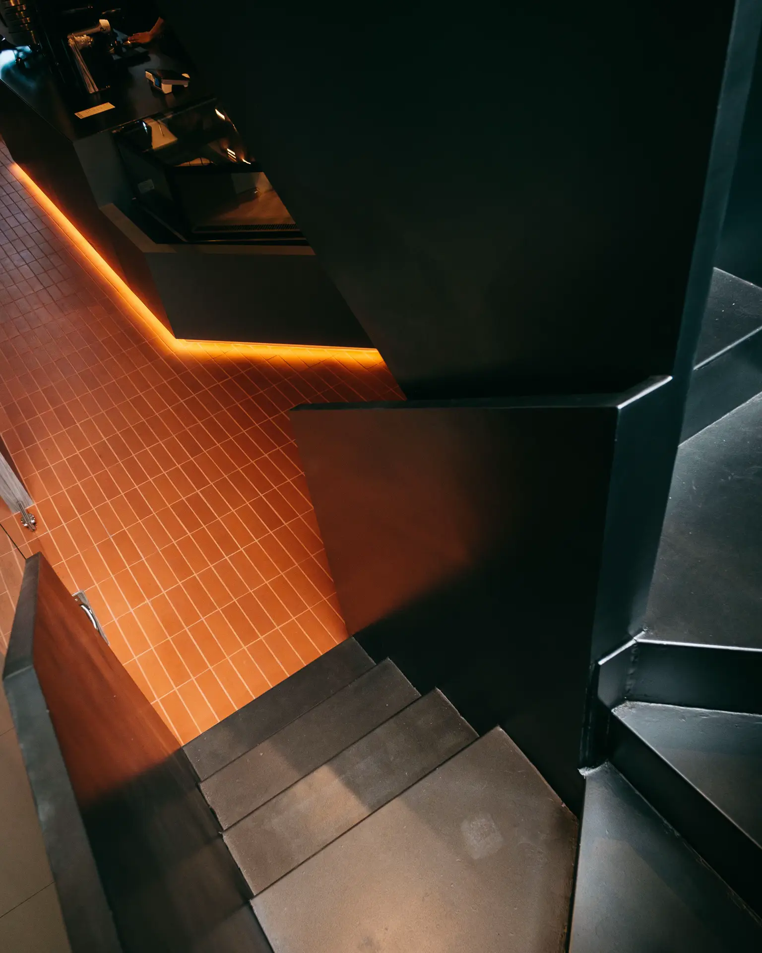 Progress Cafe and Bar Cool Cafe再オープンAlley Ari 1 | Rattomarty が投稿したフォト ...