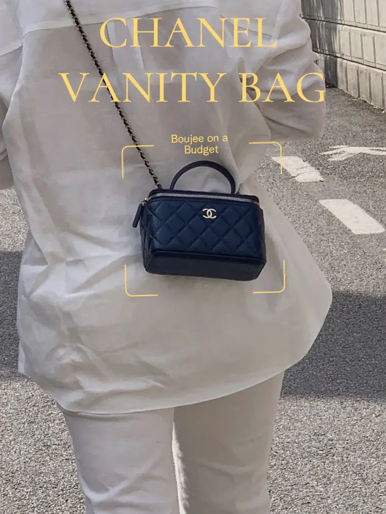 Chanel 2022 Quilted Vanity Case - Grey Crossbody Bags, Handbags - CHA889508
