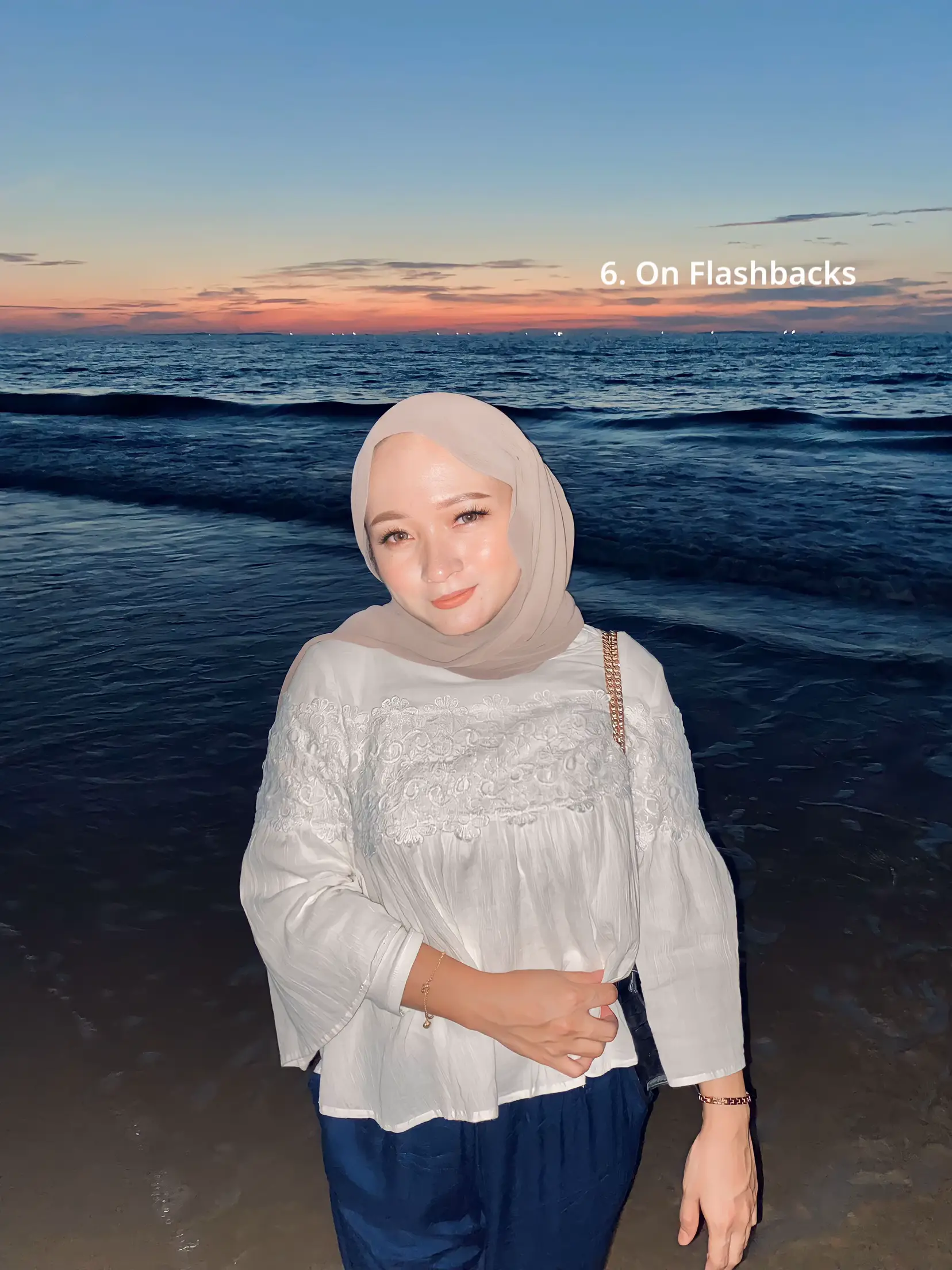 beach-pose-ideas-edit-carian-lemon8