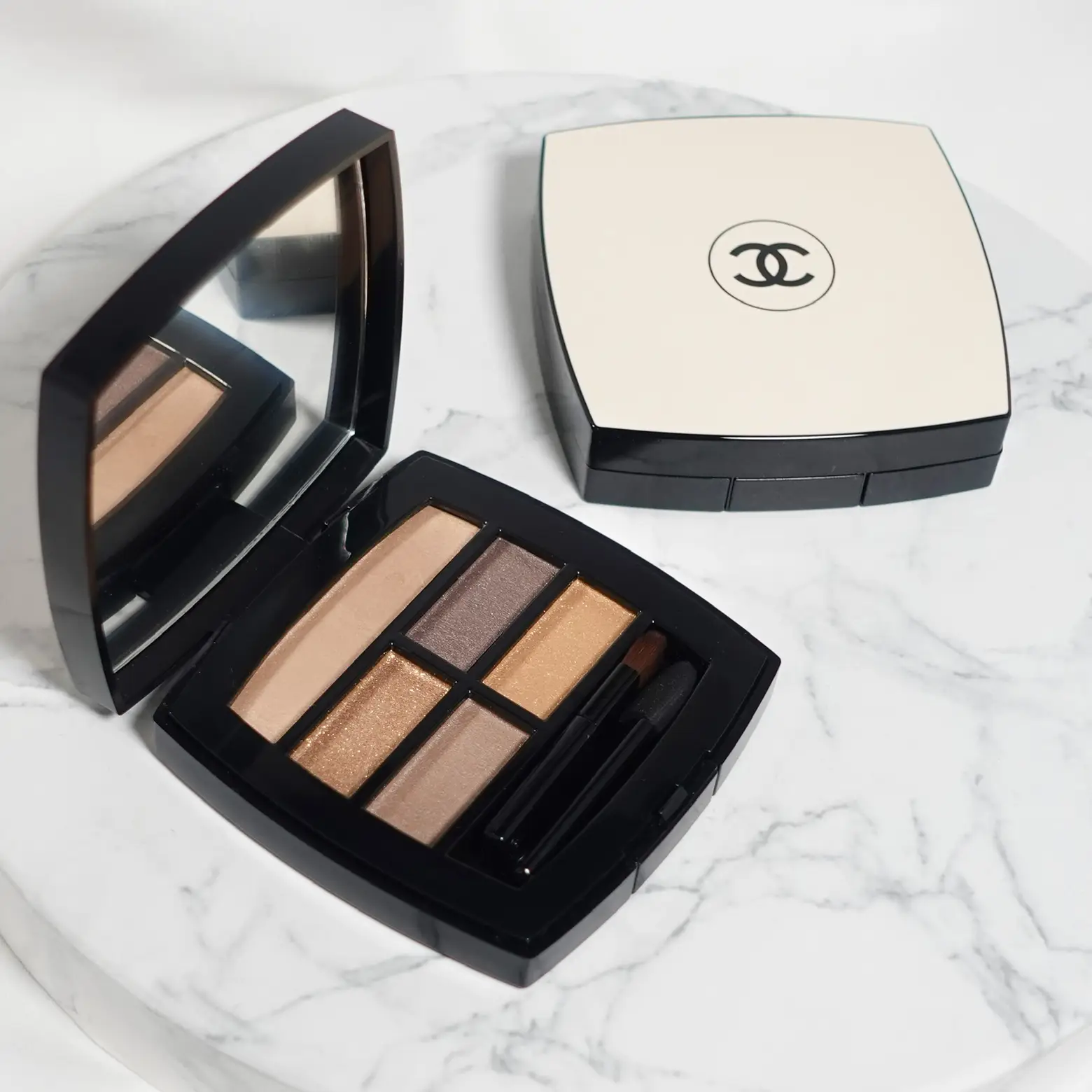 Chanel Les Beiges Healthy Glow Natural สี Deep 🤎, Gallery posted by  NattapornJade