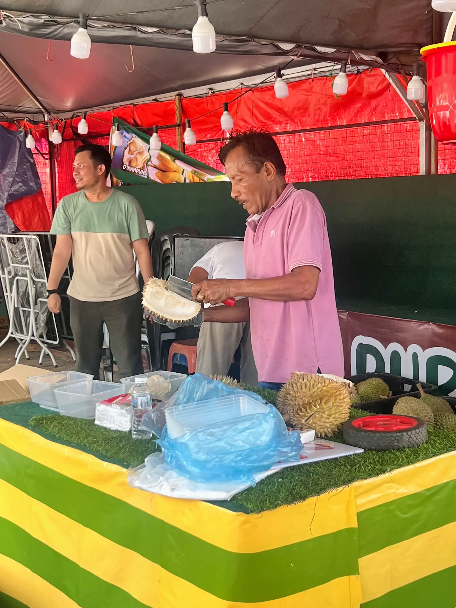 durian-flashdeal-that-really-blow-my-mind-caris