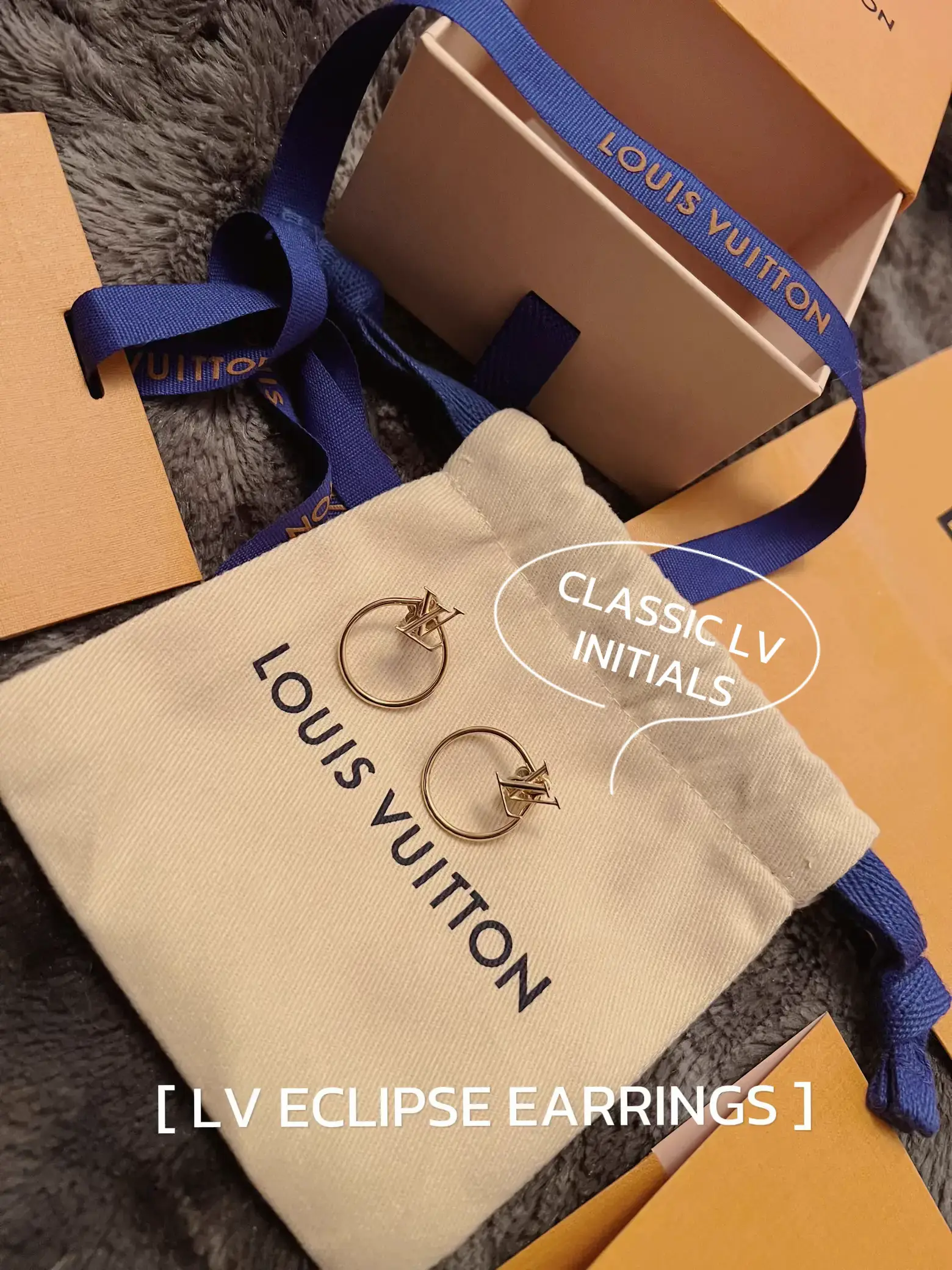 Louis Vuitton LV Initial Eclipse Earrings Gold