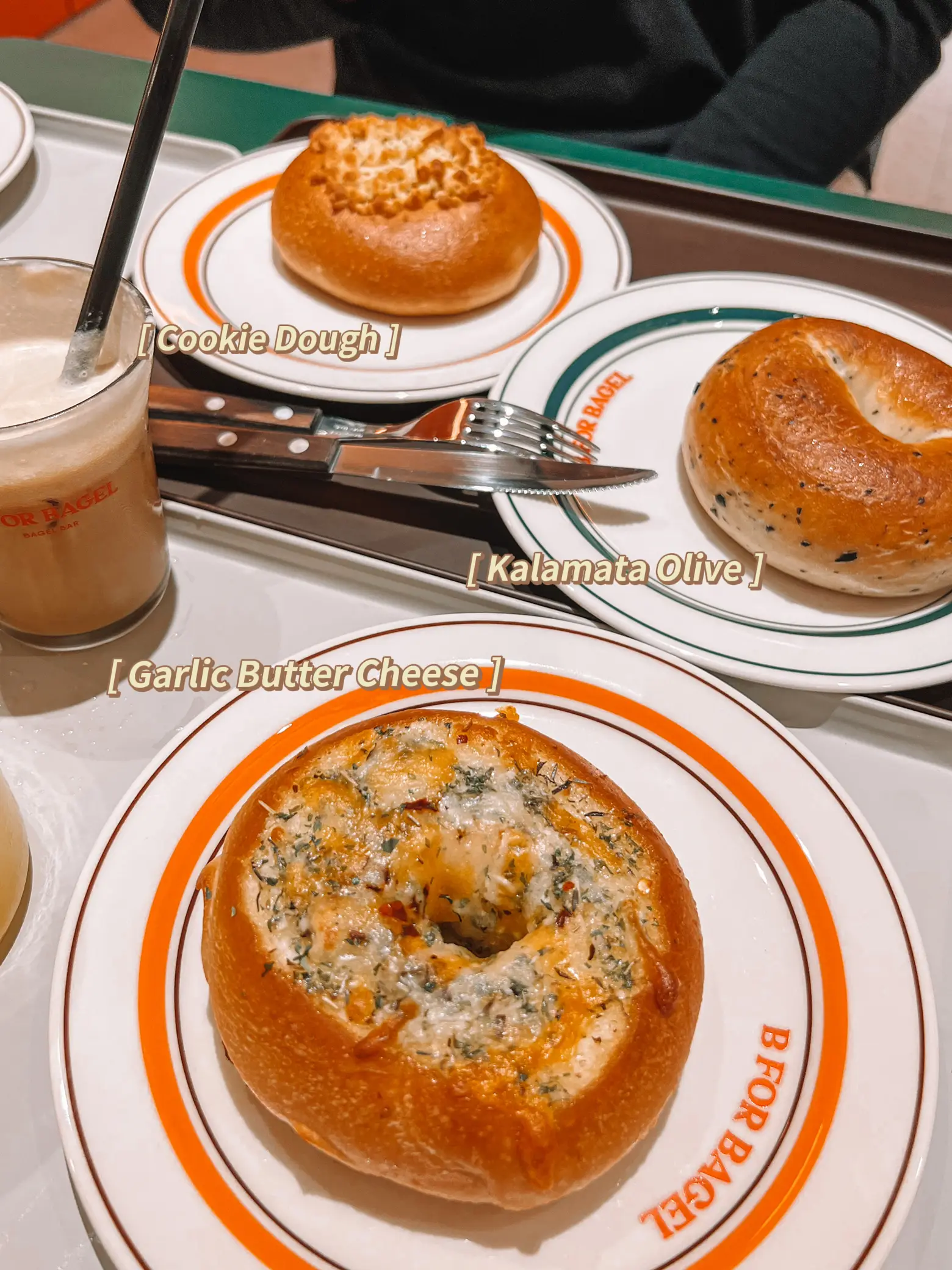 WHAT TO TRY | bagels all the way from gangnam 🇰🇷 's images(0)