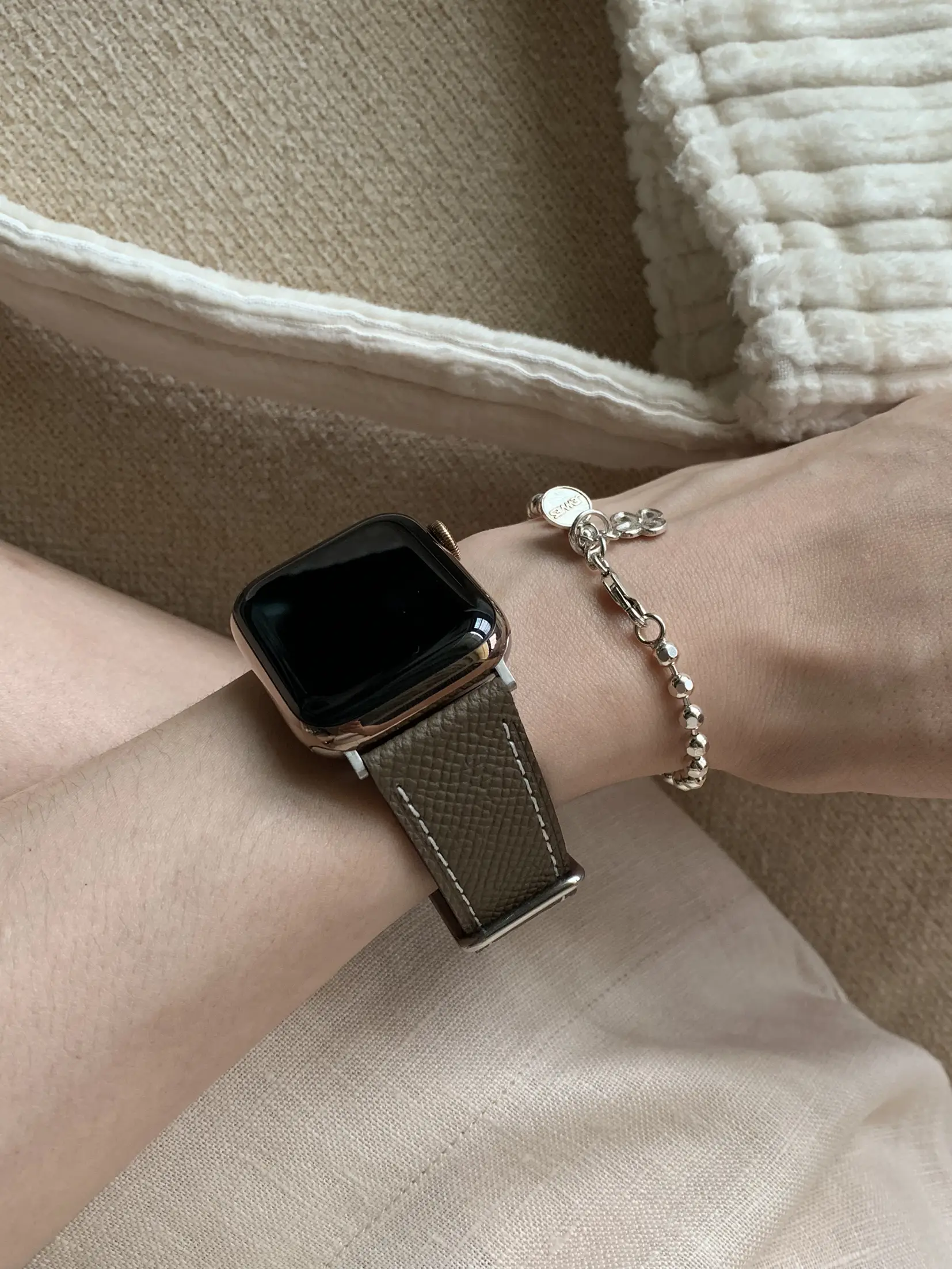 Apple Watch 6 Vibriert Nicht Mehr สาย Apple Watch คุณภาพหลักพัน ราคาหลักร้อย | แกลเลอรีที่โพสต์โดย