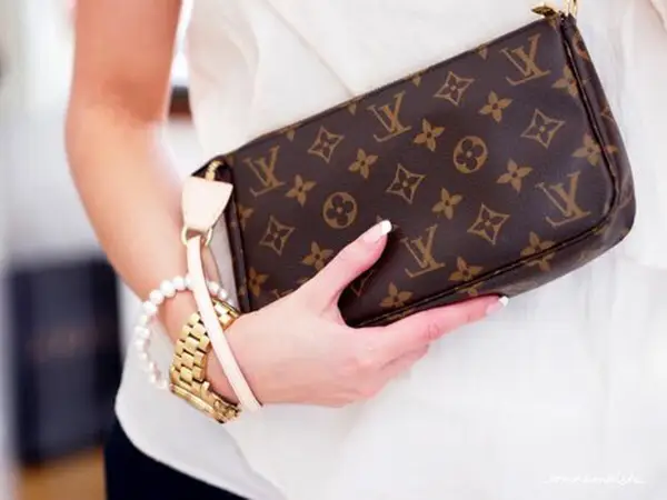 Jangan beli Louis Vuitton, sebelum membaca ini!