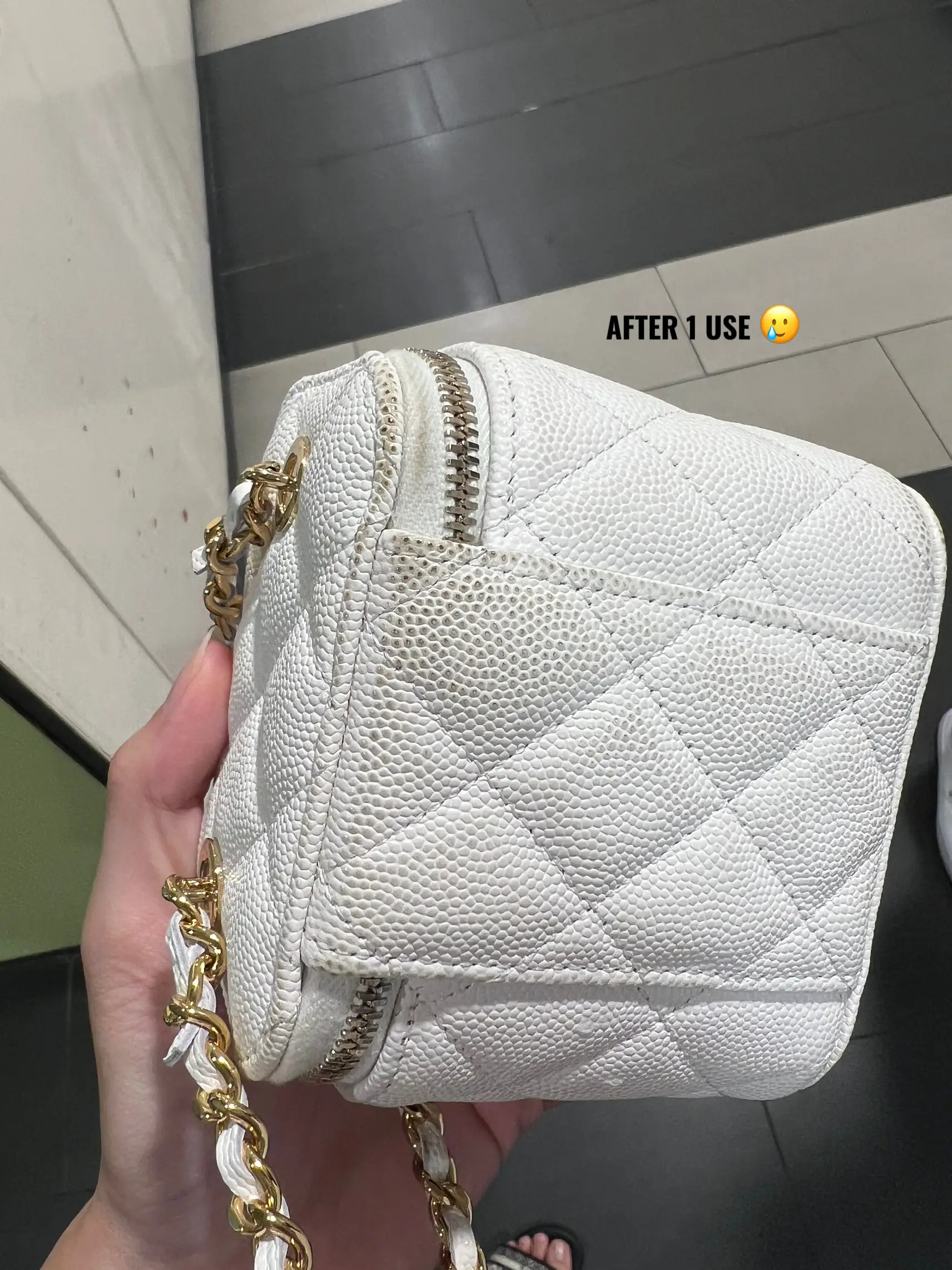 LUXURY, I stained my White Chanel aft 1 use😩, Gallery posted by  𝓘𝓼𝓪𝓫𝓮𝓵