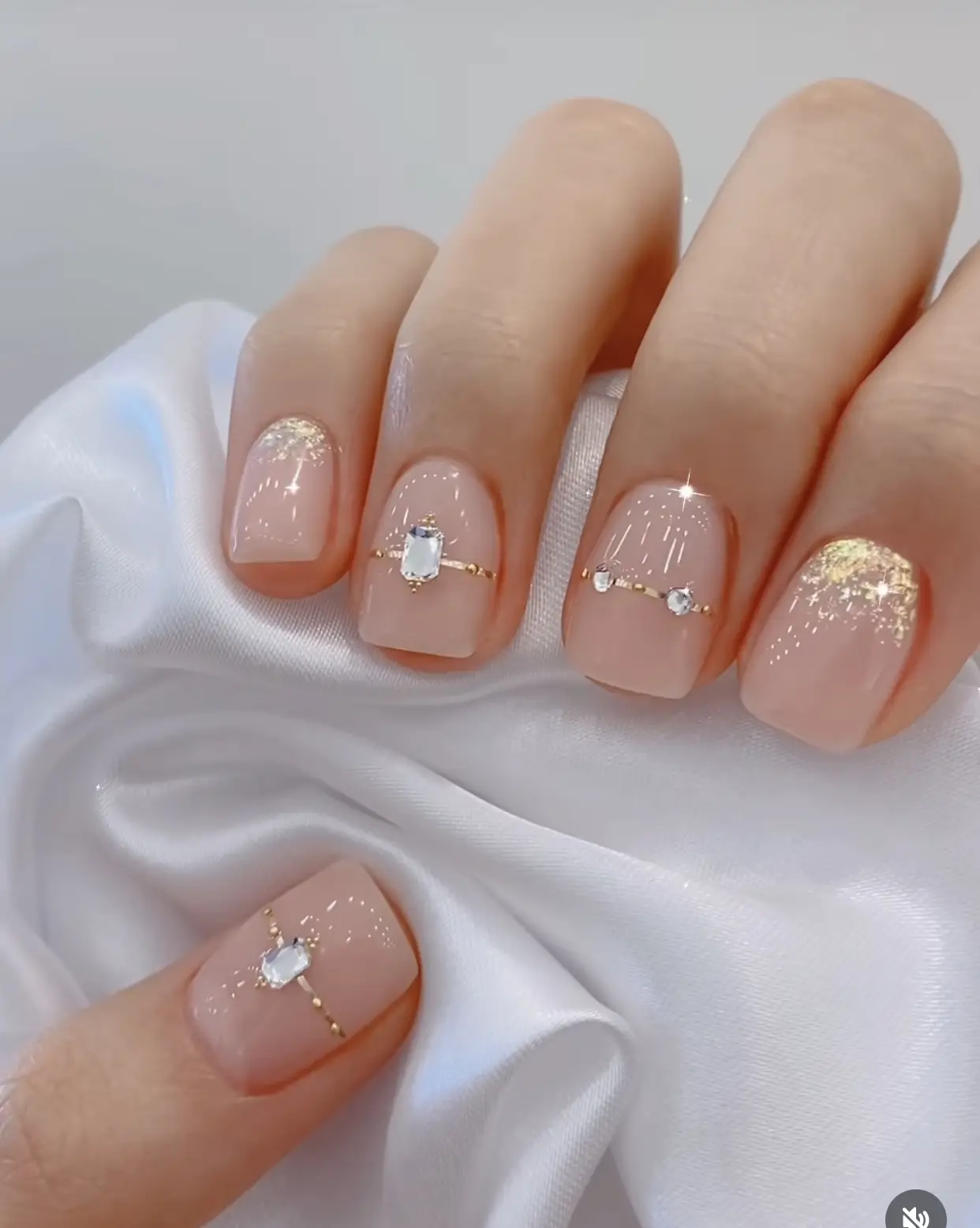 Nude pinky nail | Gallery posted by Erica Lim | Lemon8