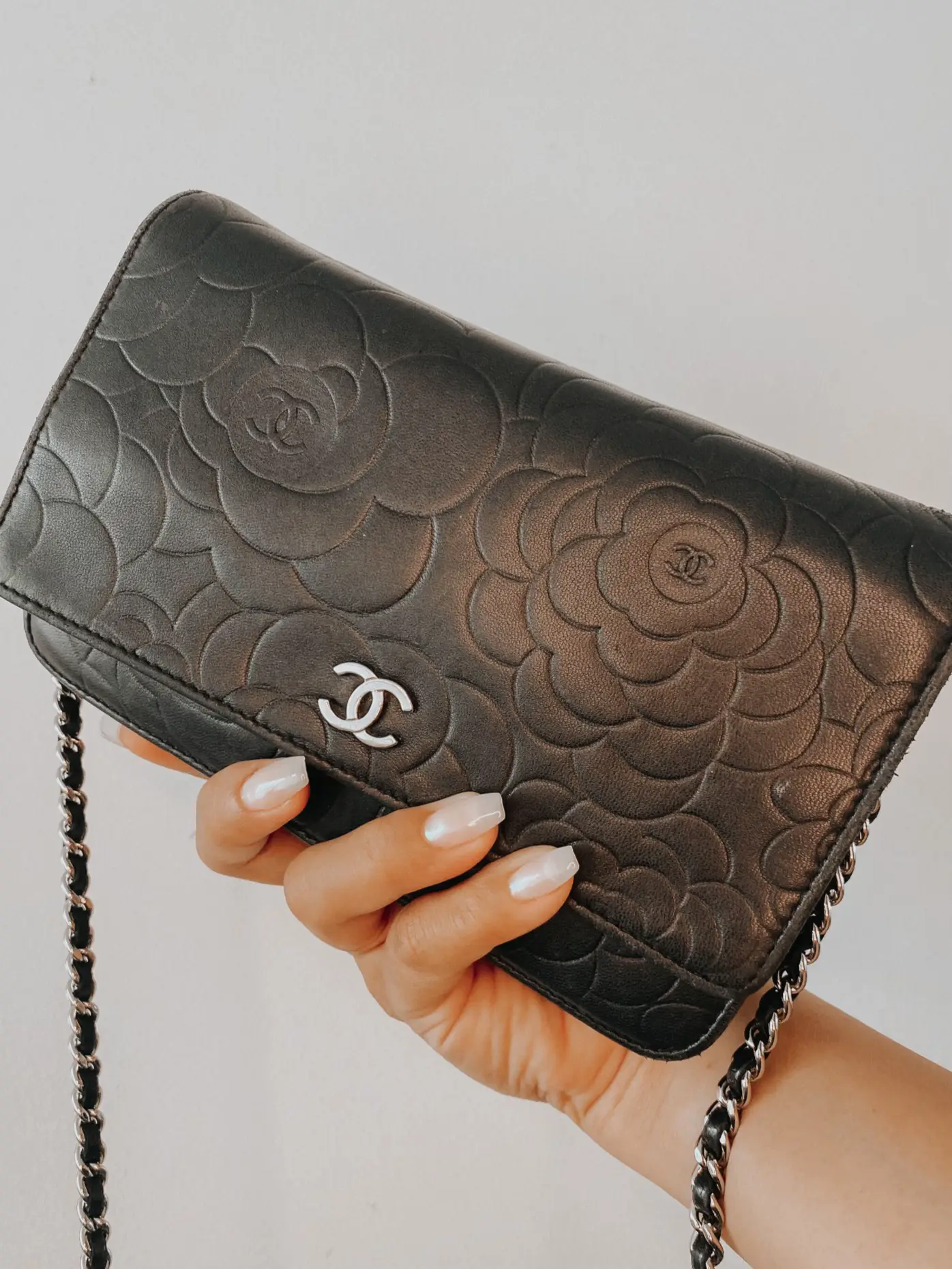 What's in my Camellia Chanel WOC, Gallery posted by AishRhmn