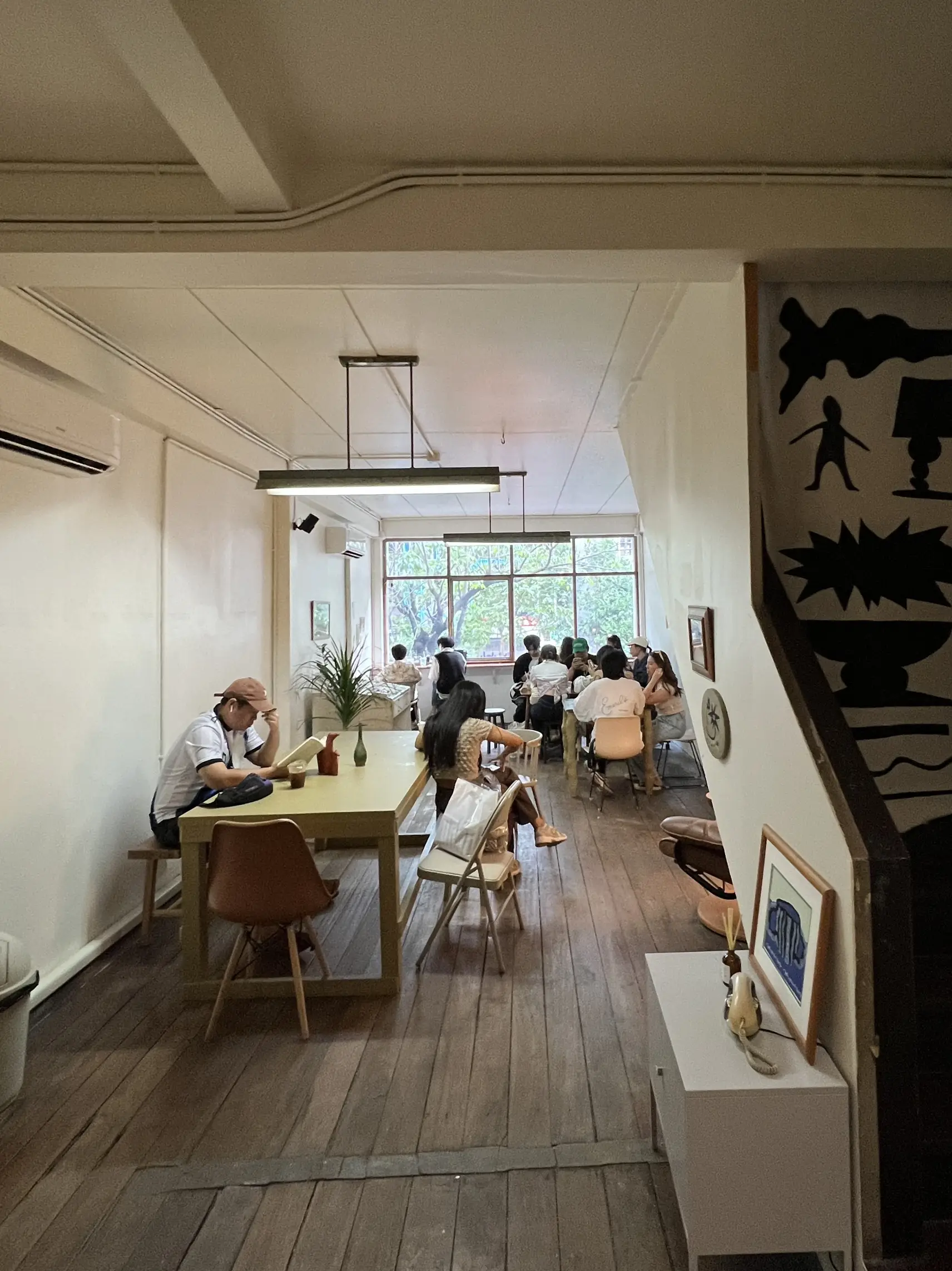 Bask Project คาเฟ่และคอมมูนิตี้สุดอาร์ตย่านสุขุมวิท 🎨🧸 | แกลเลอรีที่ ...
