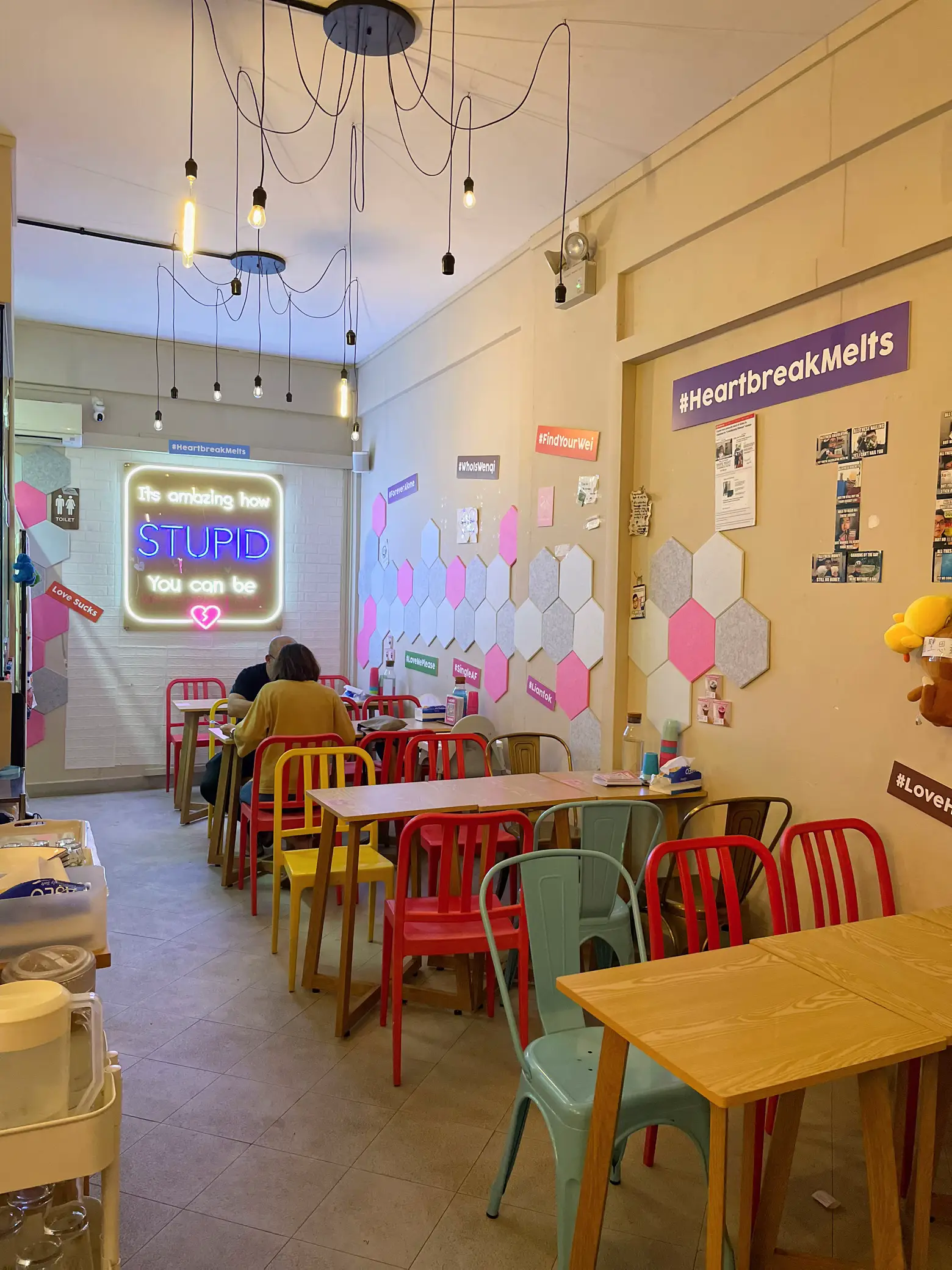 Vegan Ice cream & waffles in AMK, opens till 2am แกลเลอรีที่โพสต์โดย