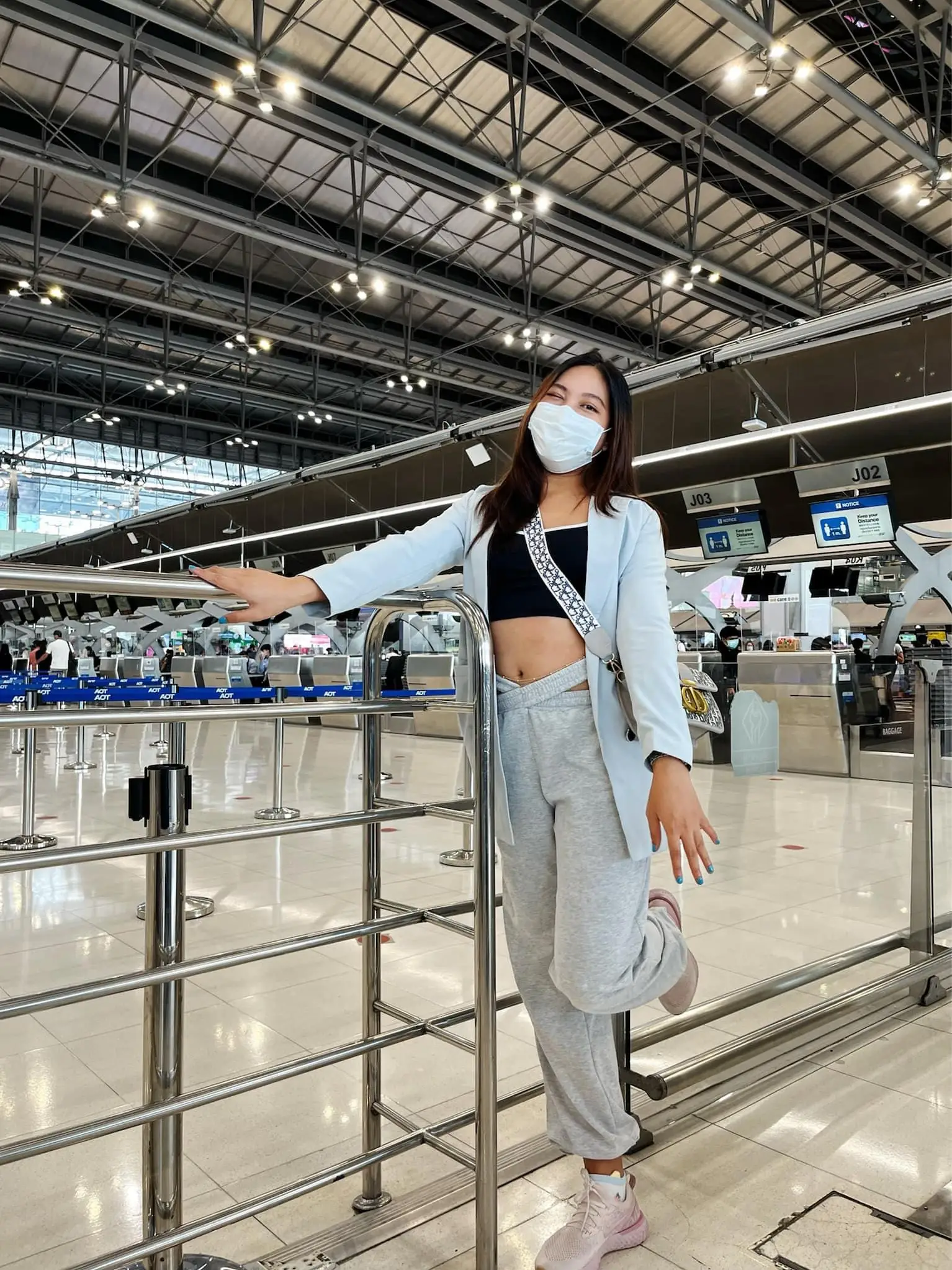 Casual hot sale airport look