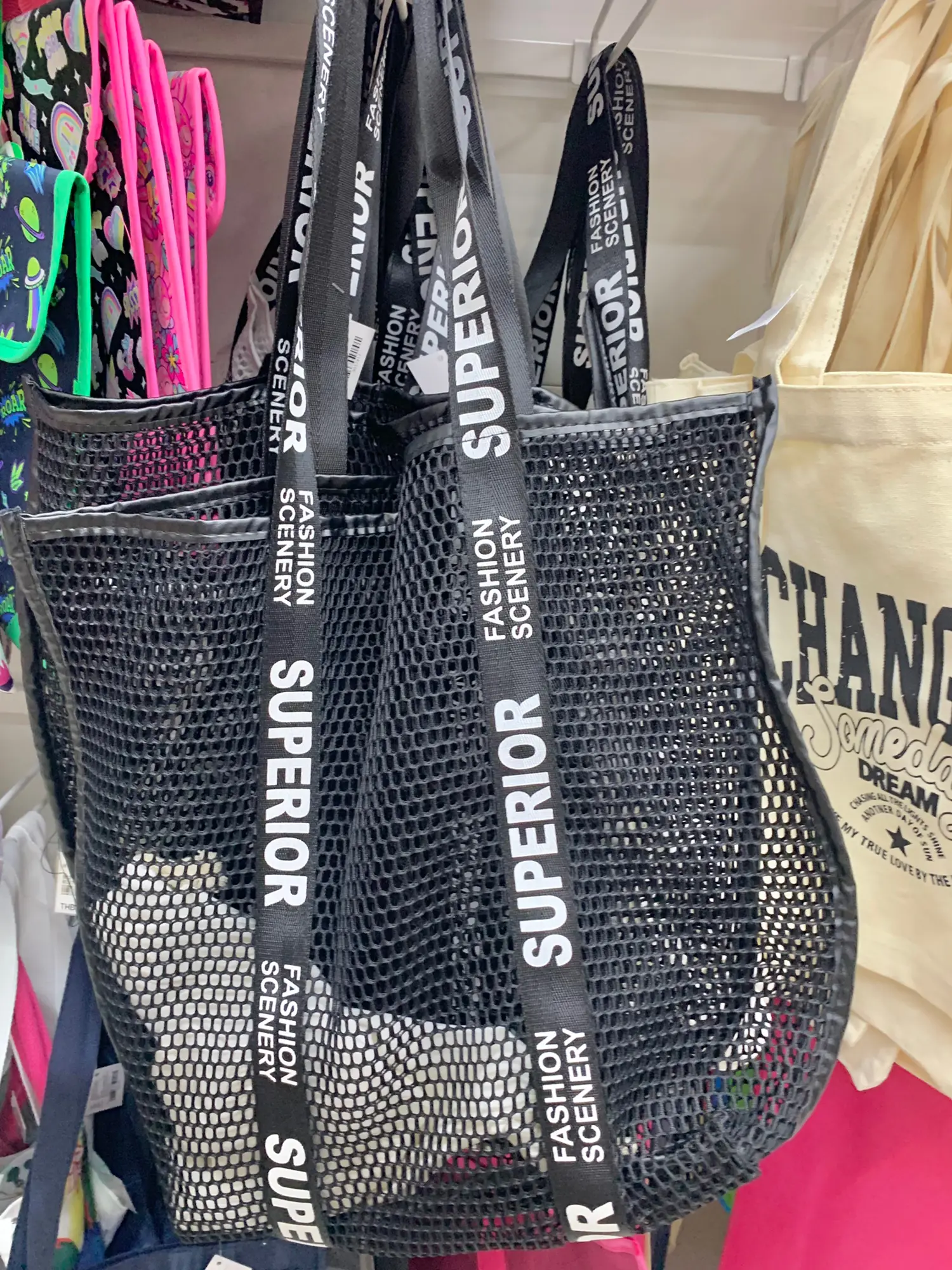 Net cloth outlet bag