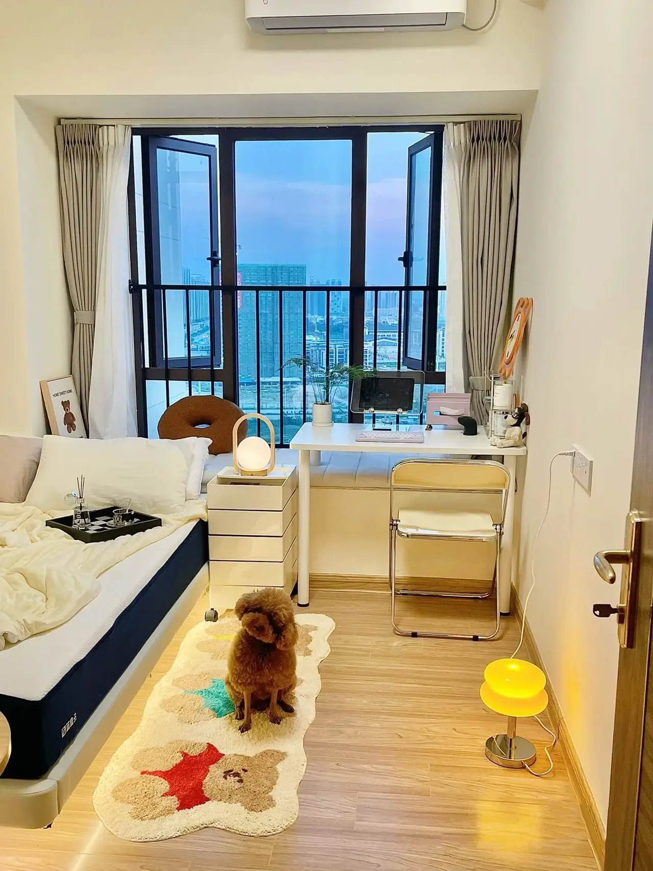 ไอเดียจัดห้องนอนคอนโด สไตล์เกาหลีพื้นที่เล็กก็จัดได้ 😴 | แกลเลอรีที่ ...