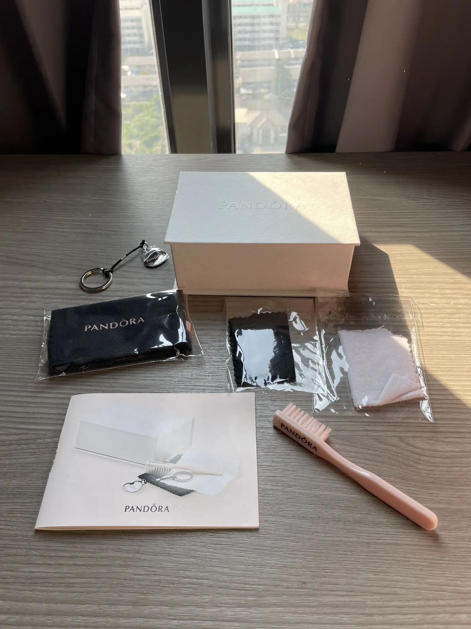 Pandora Care Kit Unboxing 