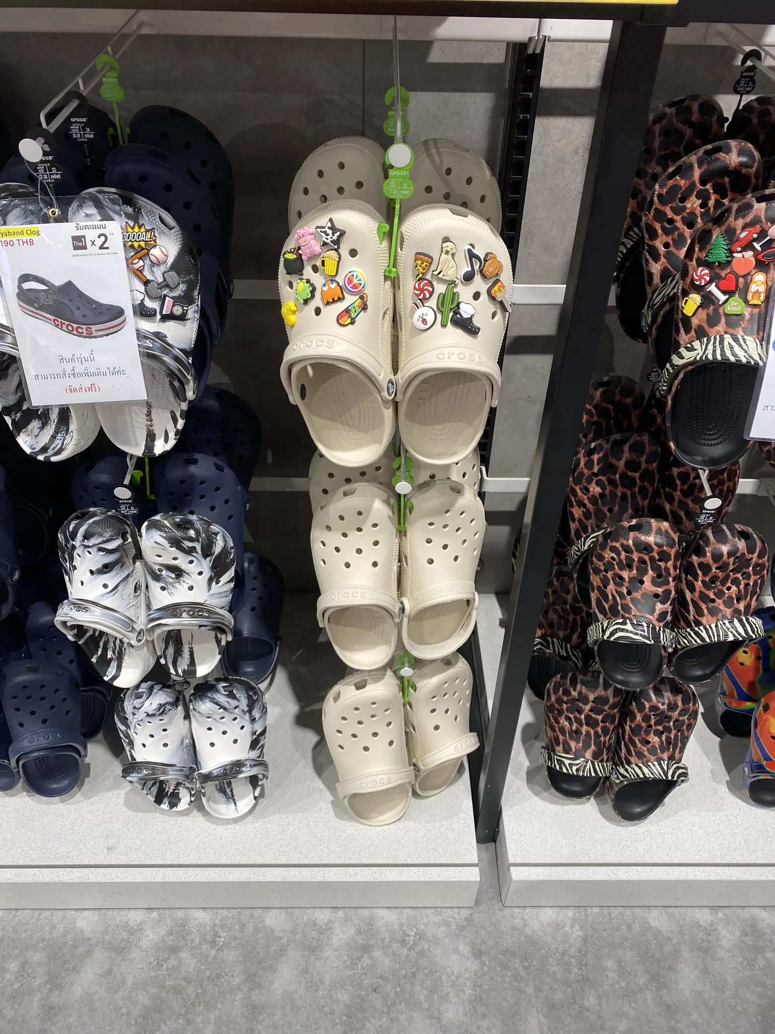 Walmart crocs hot sale in store