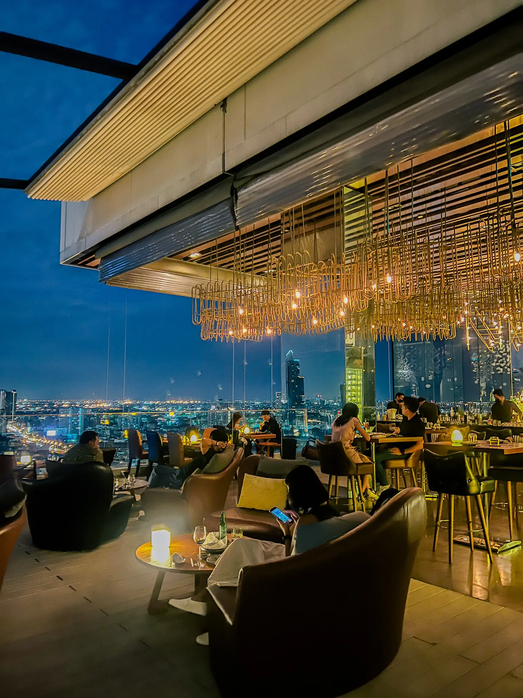 seen restaurant & bar bangkok –