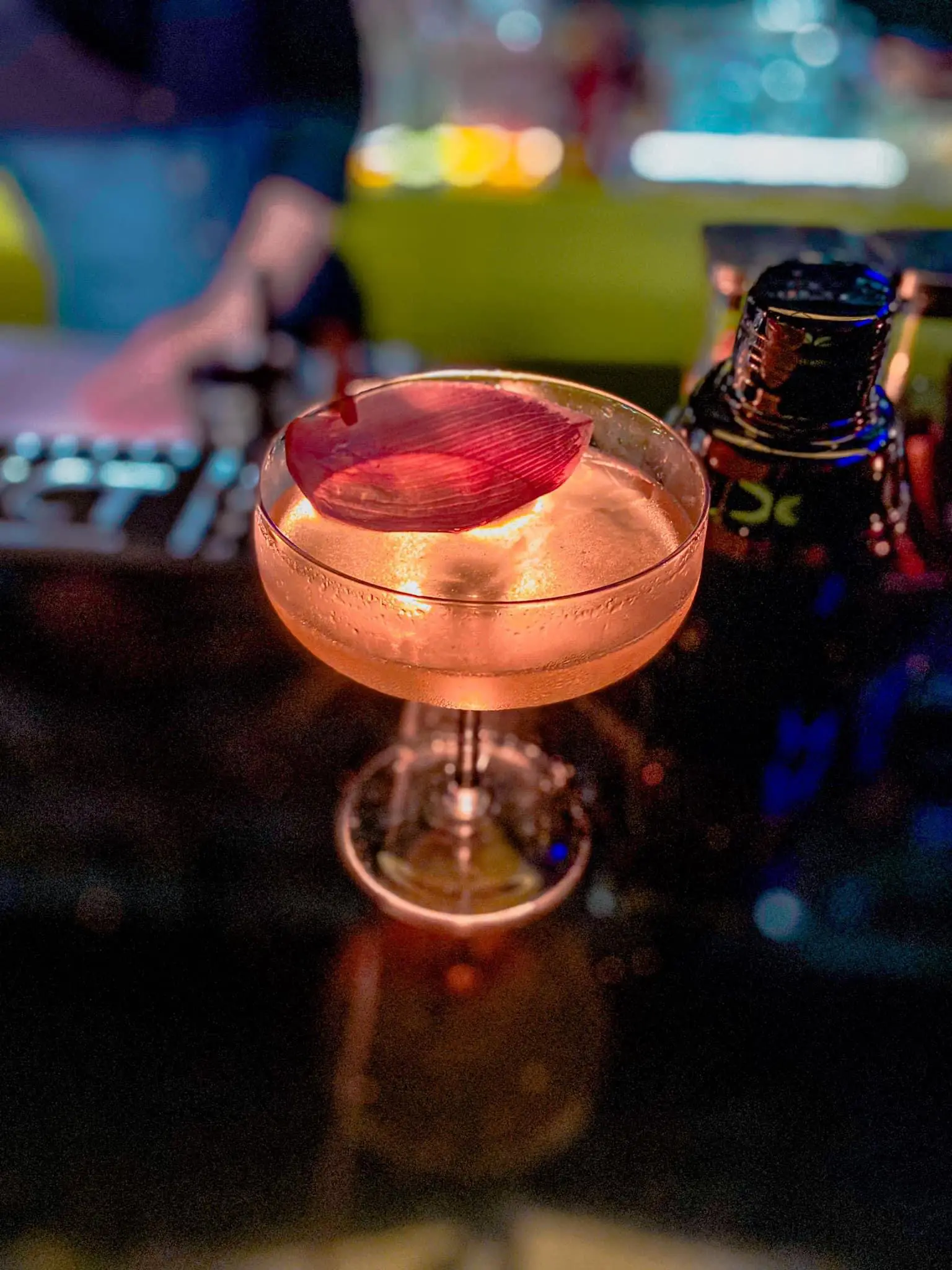 Cocktail Bar đầu tiên dành cho team Hà Đông | Bộ sưu tập do Thích REVIEW  đăng | Lemon8