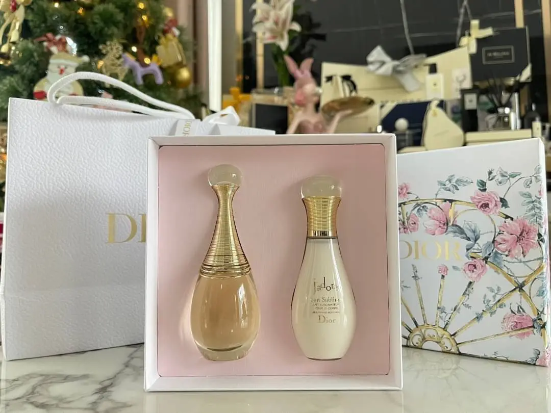 celebrating the end of summer with the new L'Or de J'adore @Dior - the