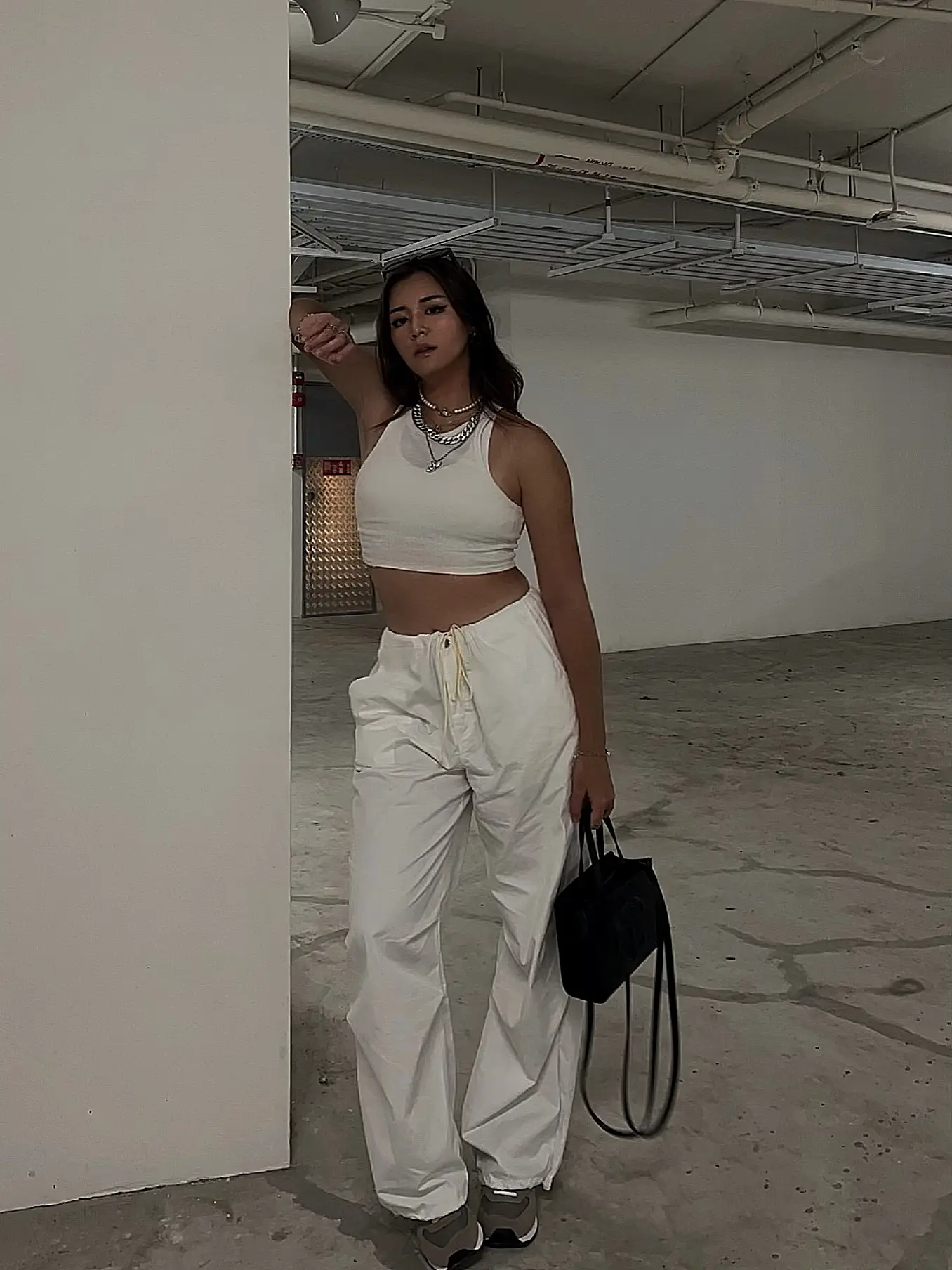 ┌ STYLING PARACHUTE PANTS, Gallery posted by Alyssa Johnson