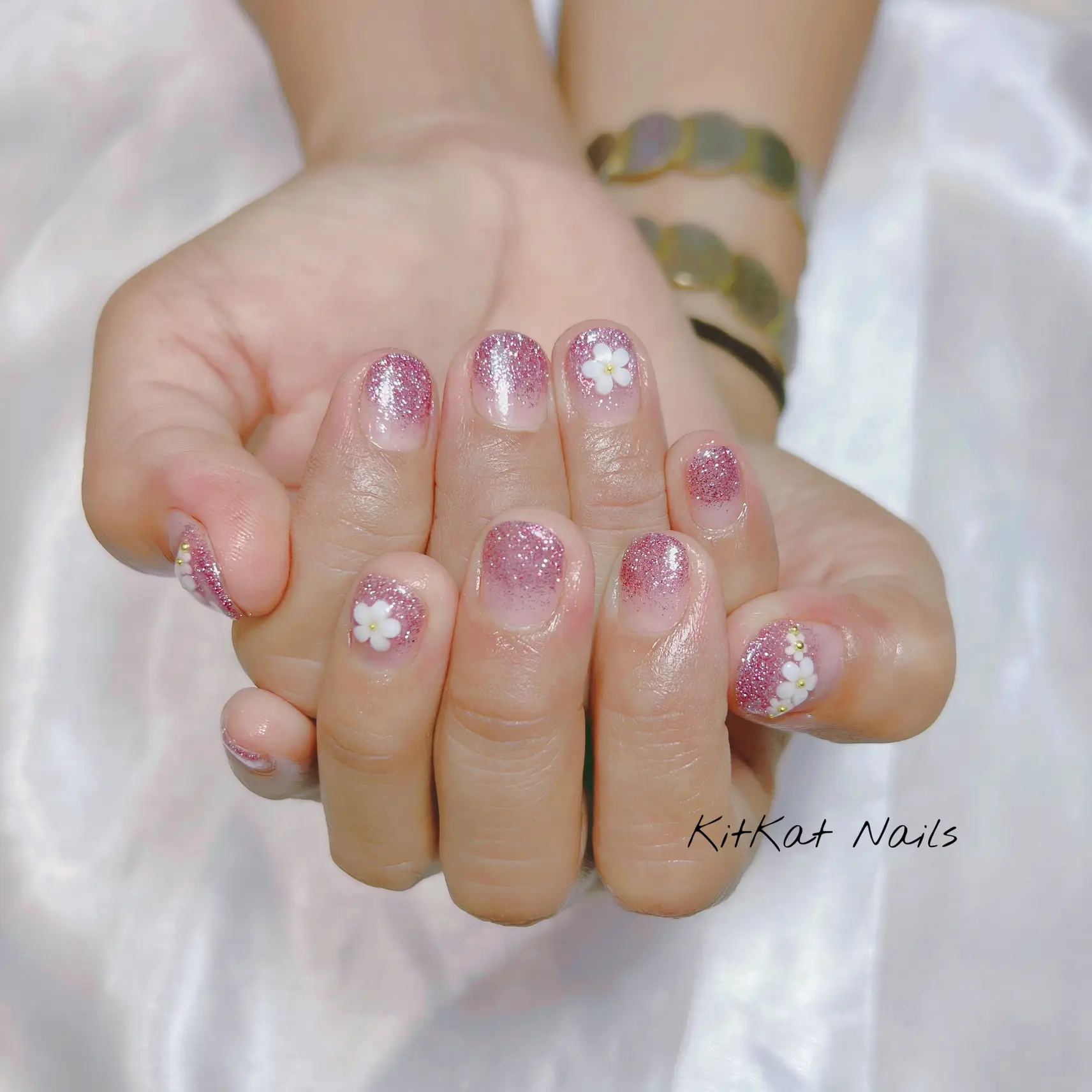 ไล่สีแฟลช🌸 แกลเลอรีที่โพสต์โดย KitKat Nails Lemon8