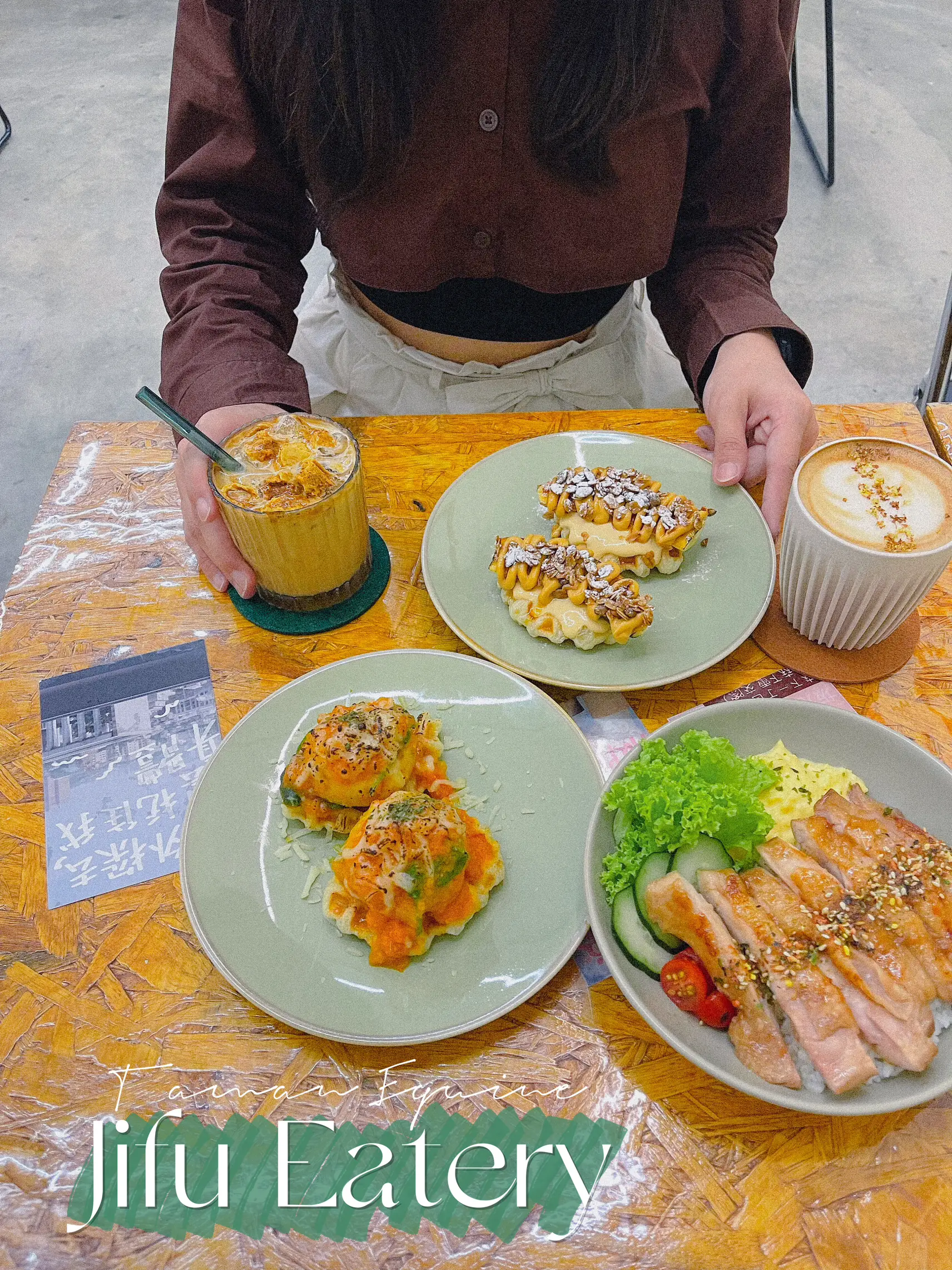 Japanese Cafe Hidden Underneath the Apartment 🇯🇵 | Galeri