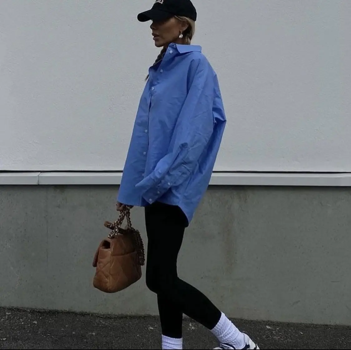 Blue hot sale raincoat outfit