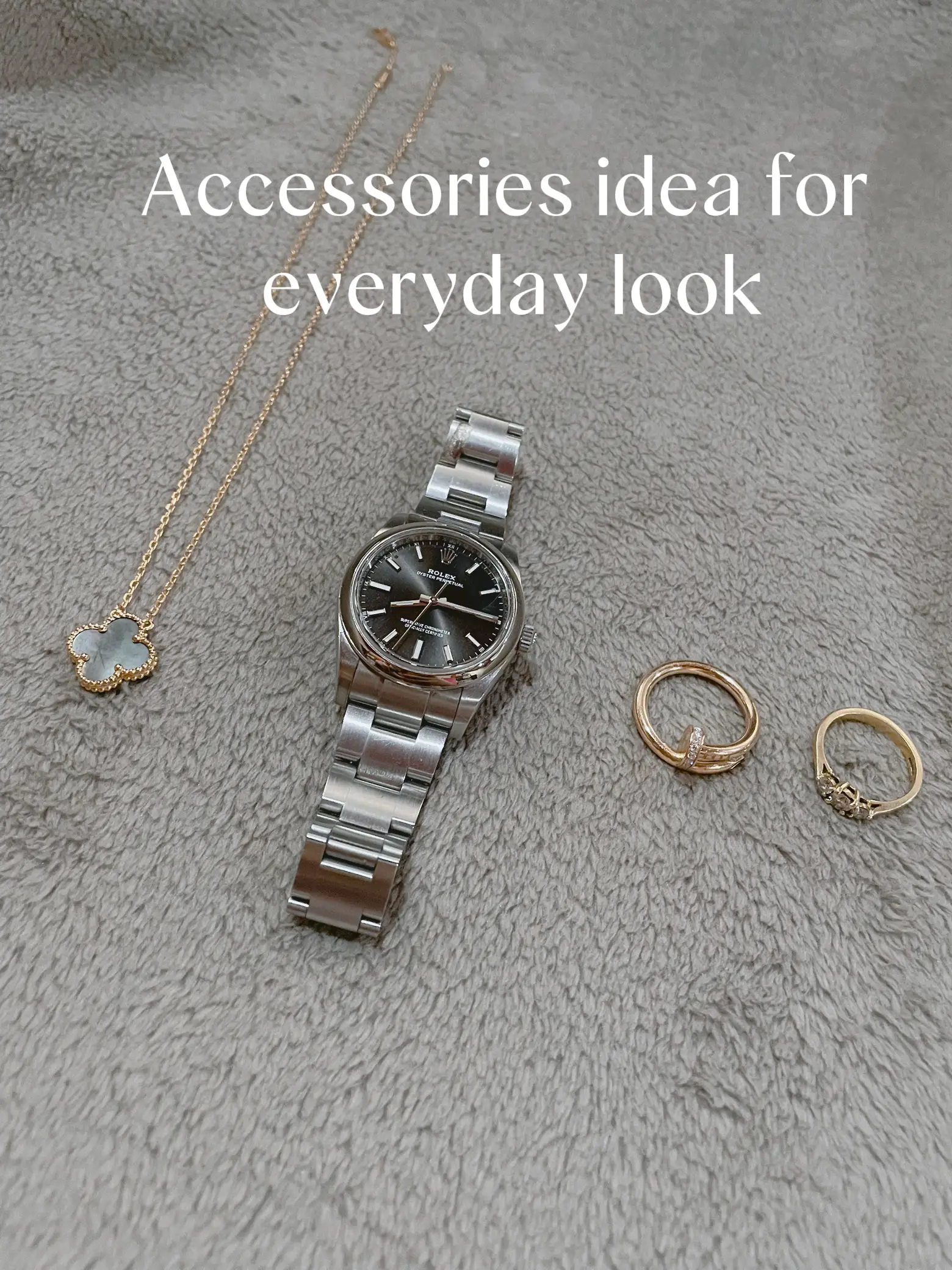 毎日身に着けるジュエリーが含まれています。💍 | Livia.nvtが投稿した  