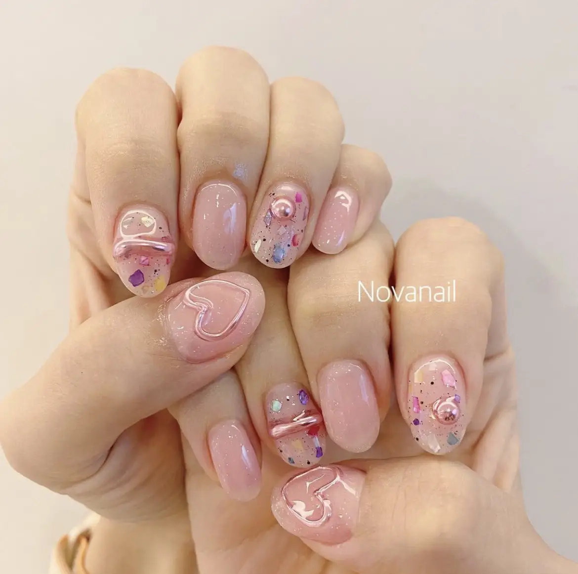 Embossed nails!! Korean style. Cute times ten. Bright times a hundred. 🌻 |  Gallery posted by Icesayamon | Lemon8