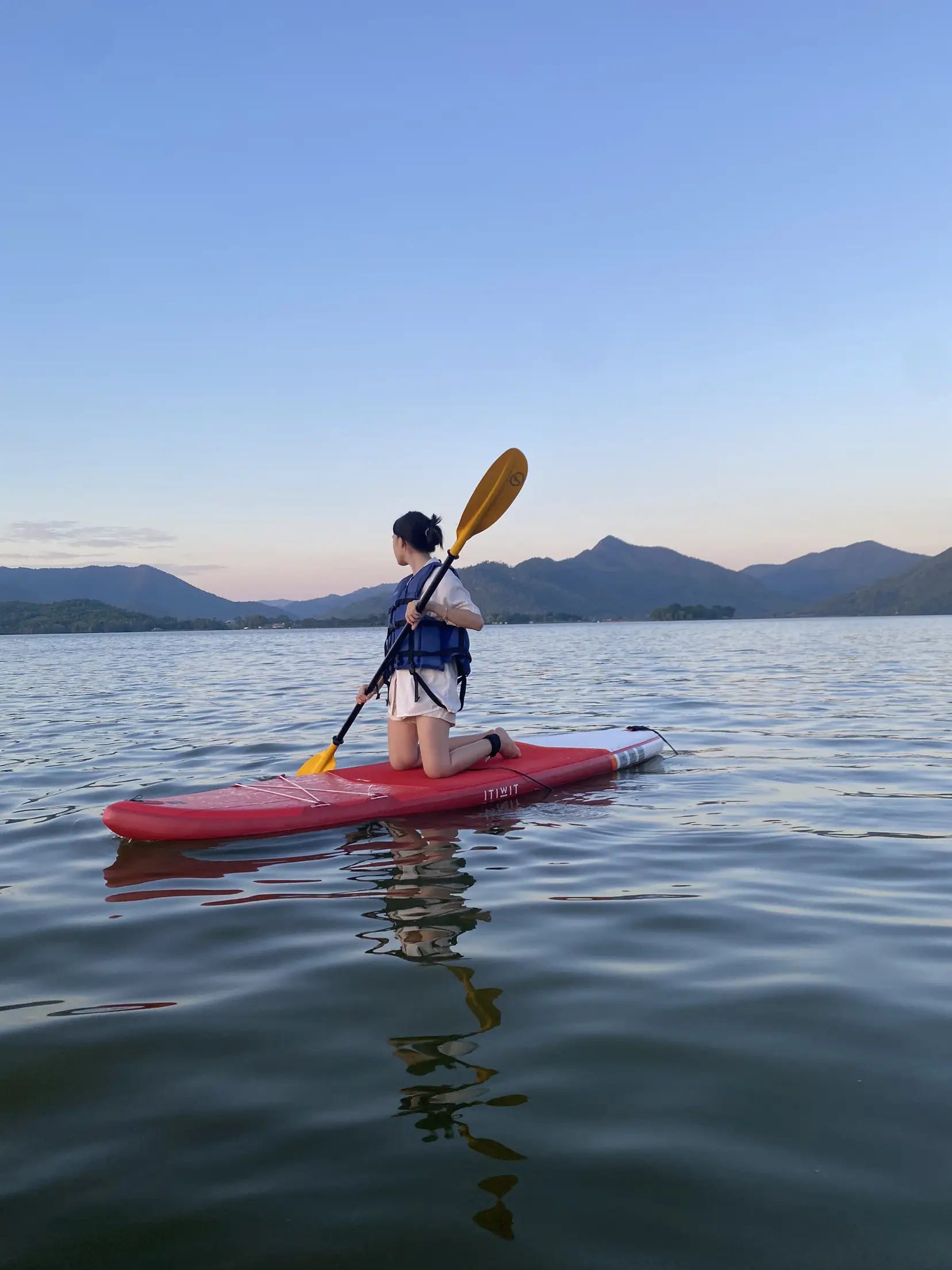 “ปาท่องโก๋” แคมป์ปิ้ง กาญจนบุรี🛶🏕️📸 แกลเลอรีที่โพสต์โดย Natdanai Lemon8