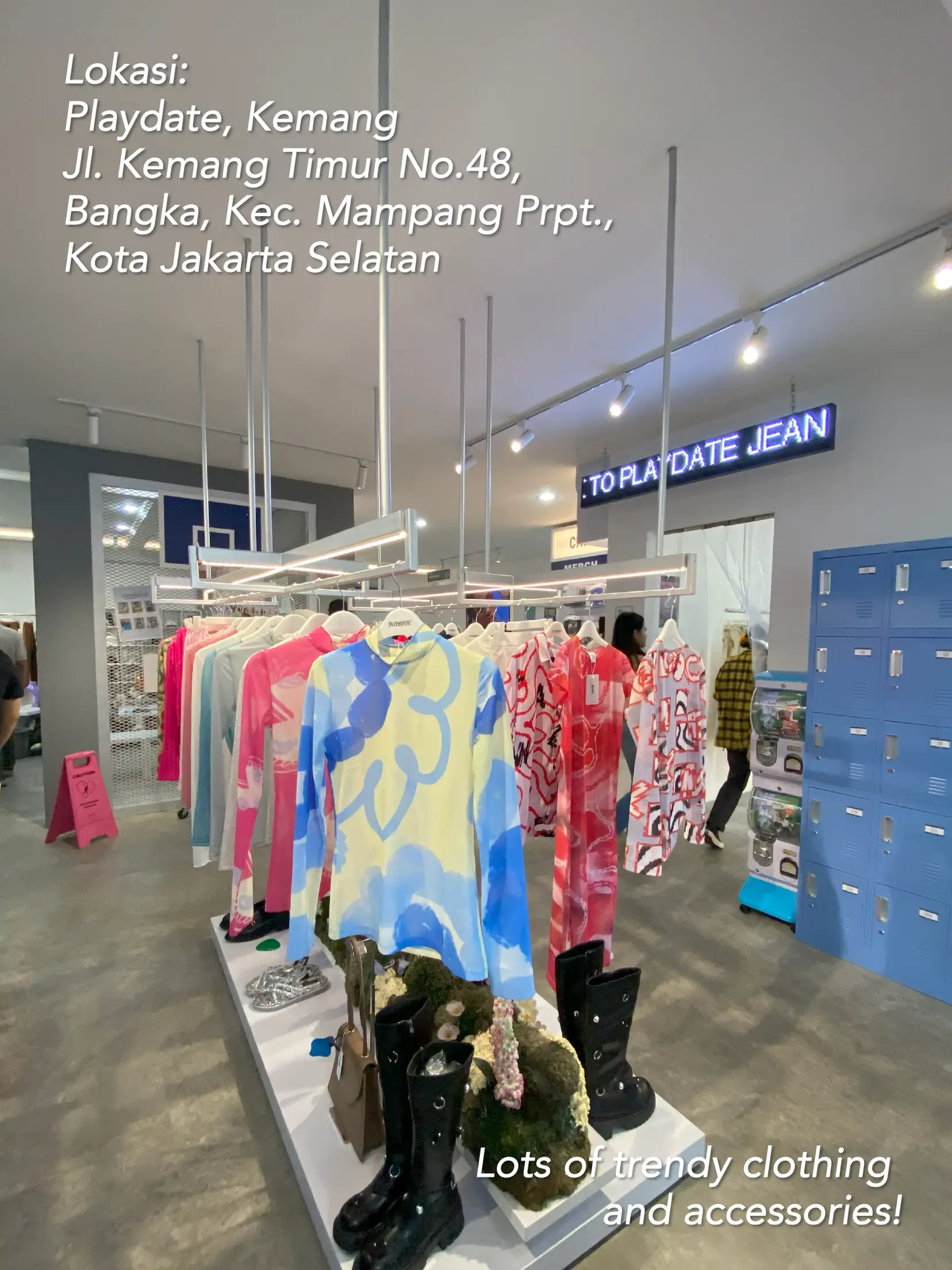 H&m di kemang village sales