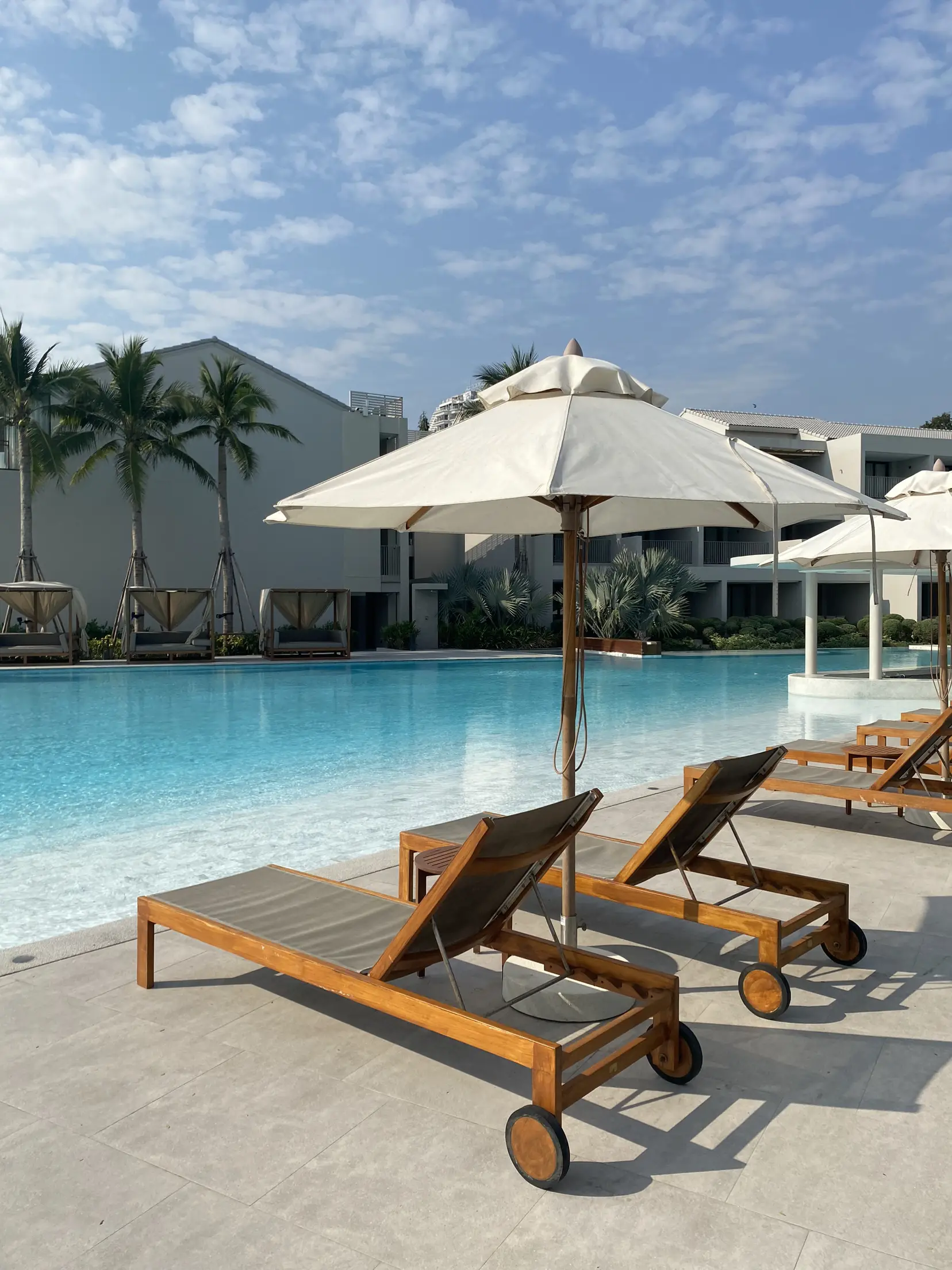 クッションカバー 2枚組 ハレクラニ Halekulani ハワイアンキルト 海外