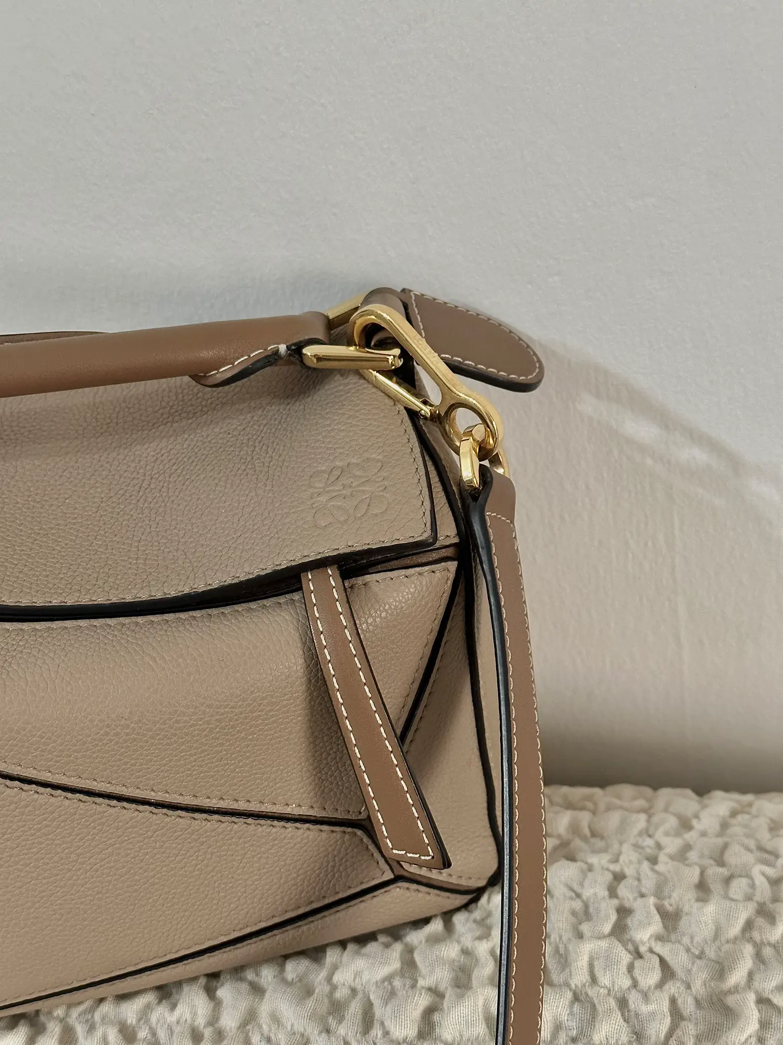 Loewe Puzzle Bag Medium Wear and Tear and Review 