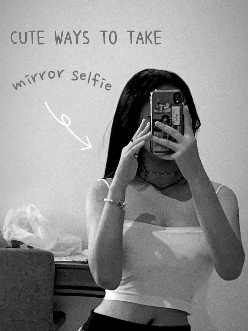 white girl mirror selfie