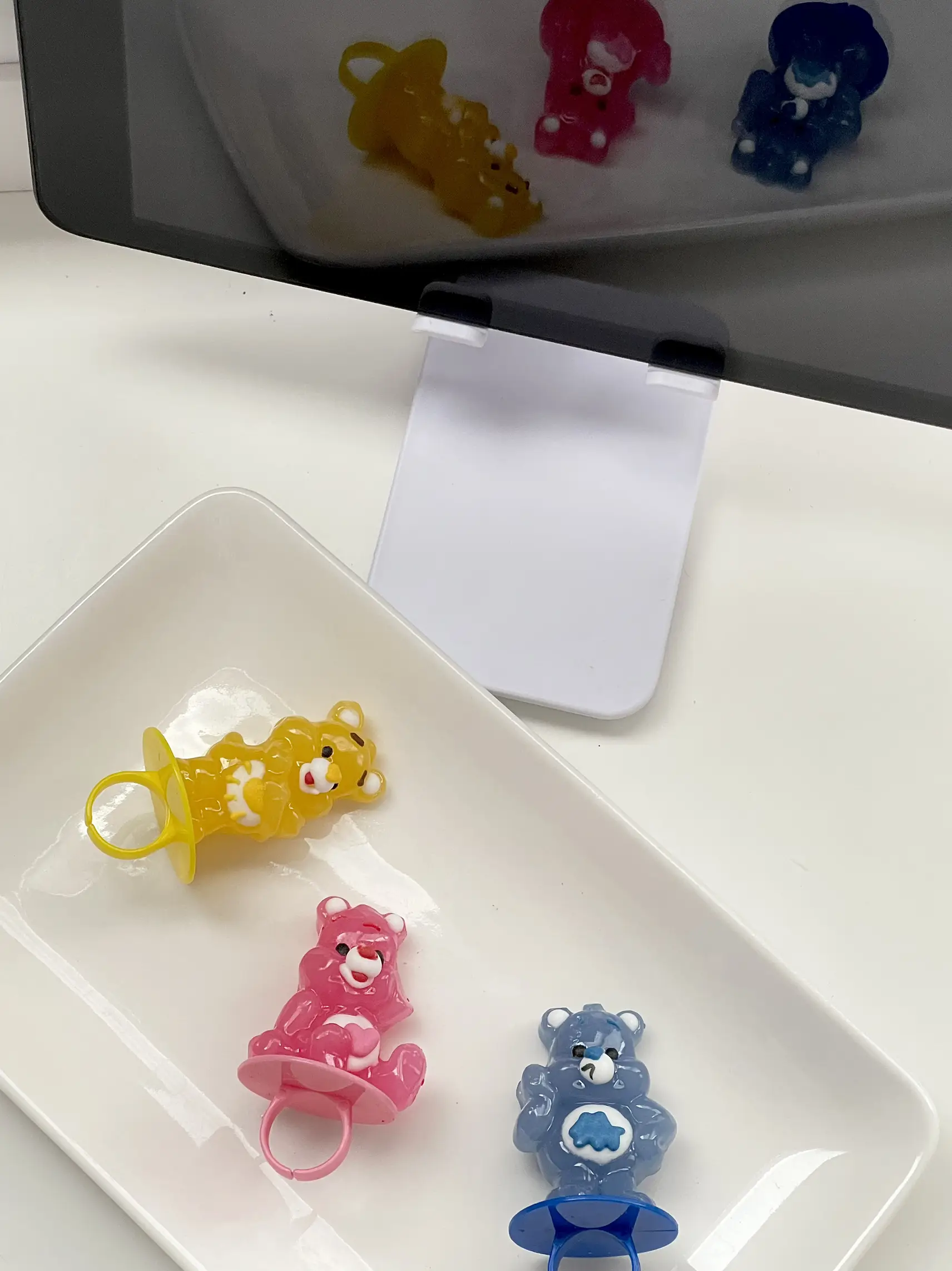 4 x 9 Silicone Gummy Ring Candy Mold by STIR