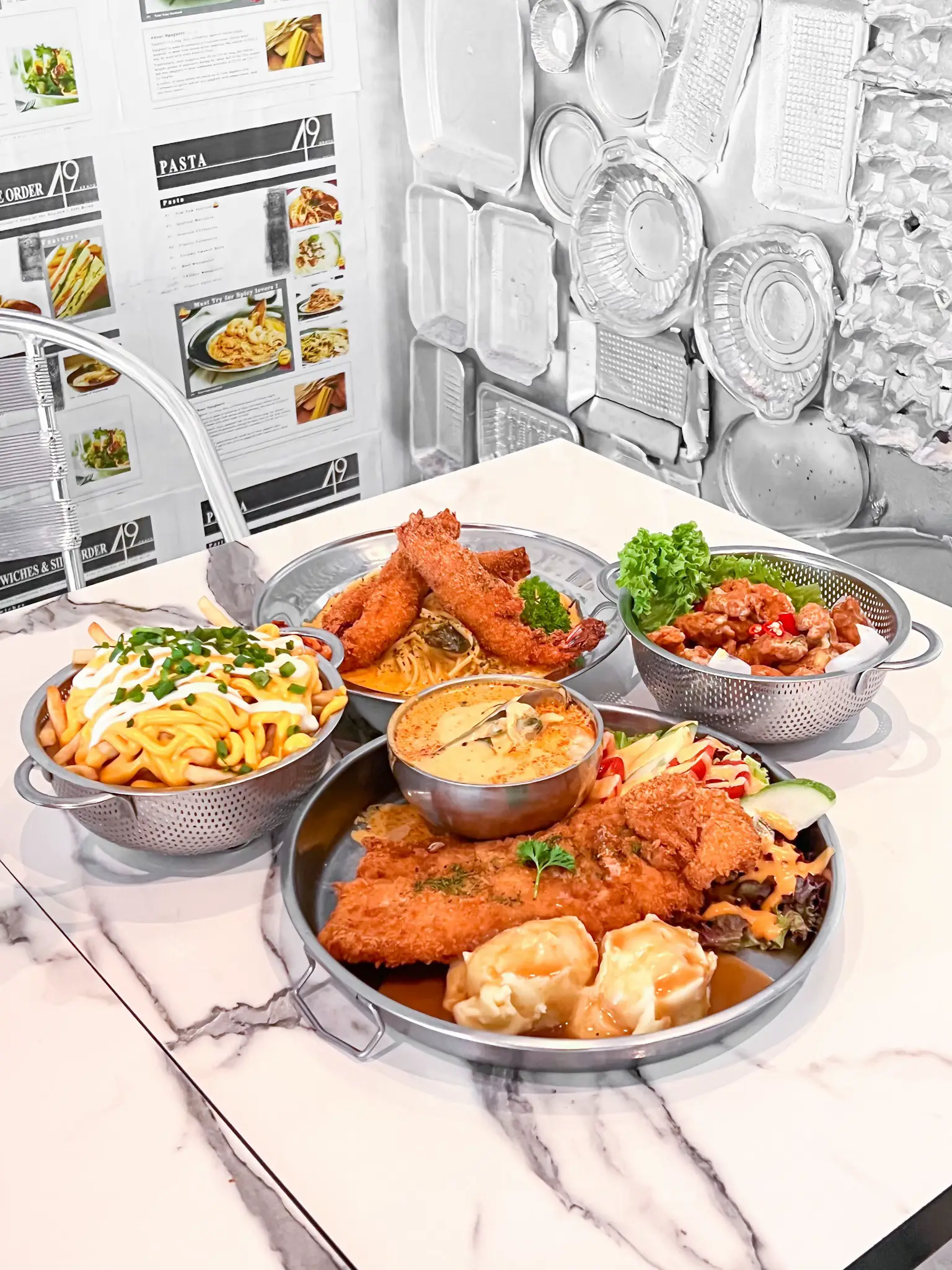 Affordable Western Food Orchard w HUGE Portions! แกลเลอรีที่โพสต์โดย