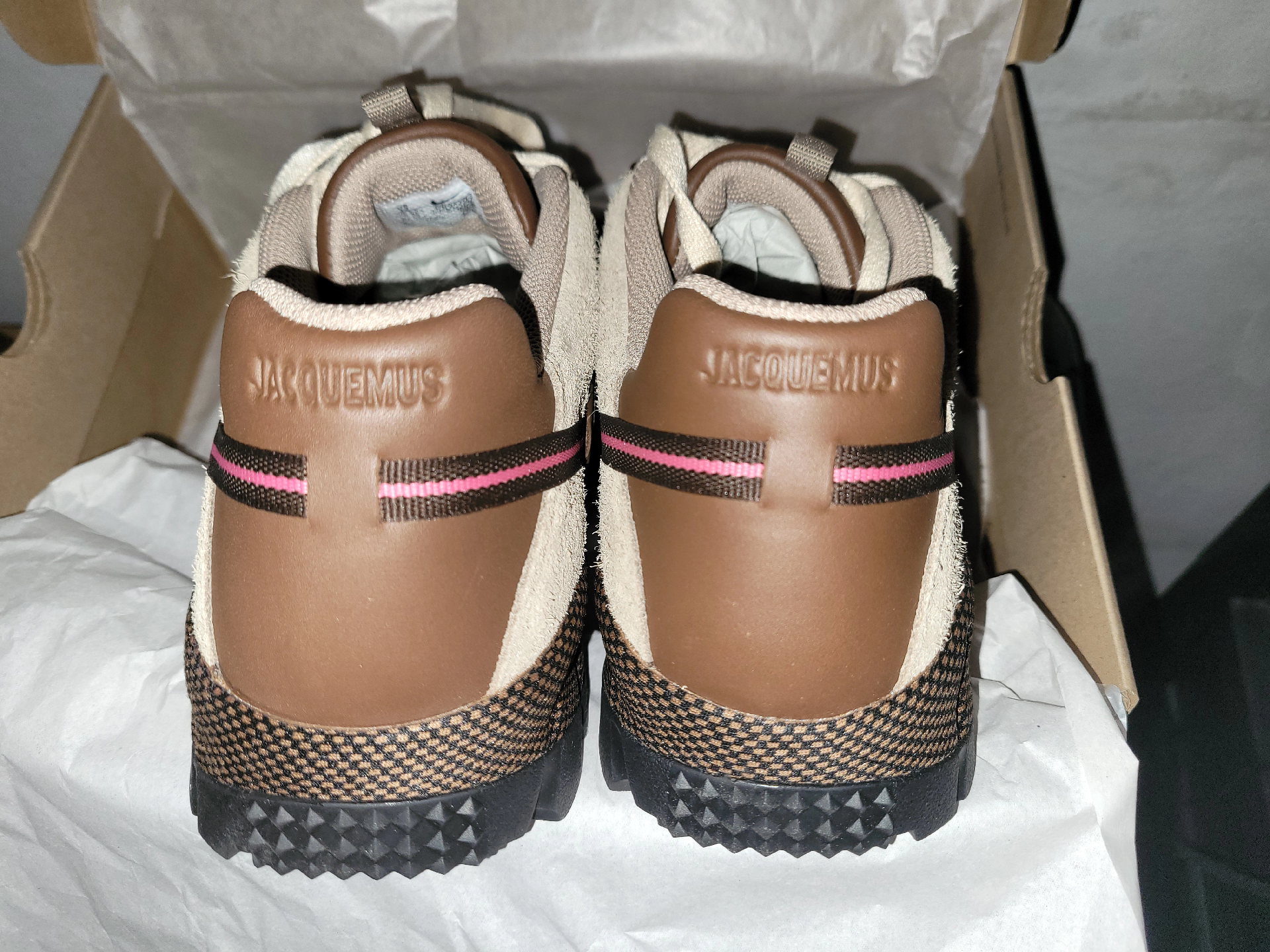 ナイキ ドロップ タイプ LX ラベル コレクション NIKE X JACQUEMUS AIR 