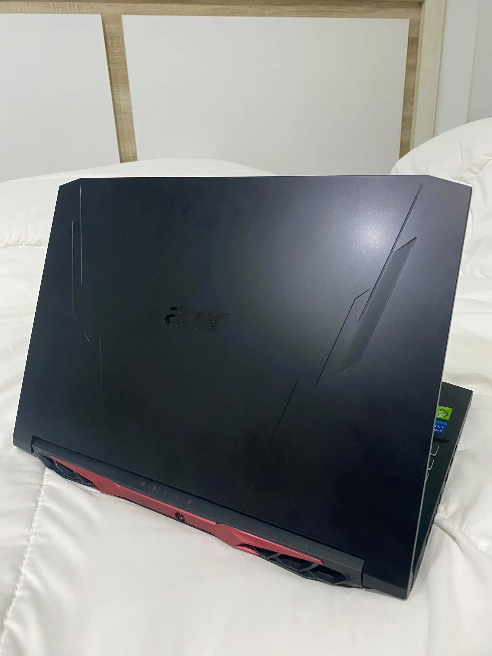 SSDで爆速♡薄.軽ノートパソコン٩( 'ω' )و持ち運び用にも◎