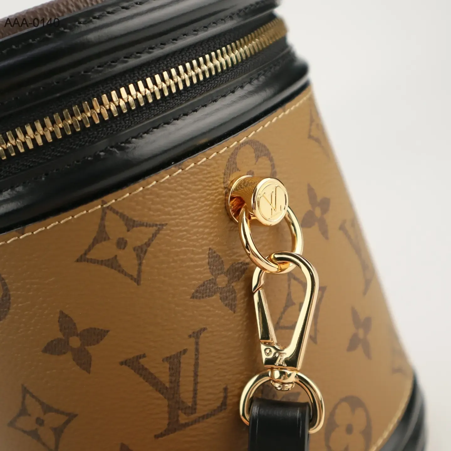 HealthdesignShops, Louis Vuitton Cannes Shoulder bag 404715